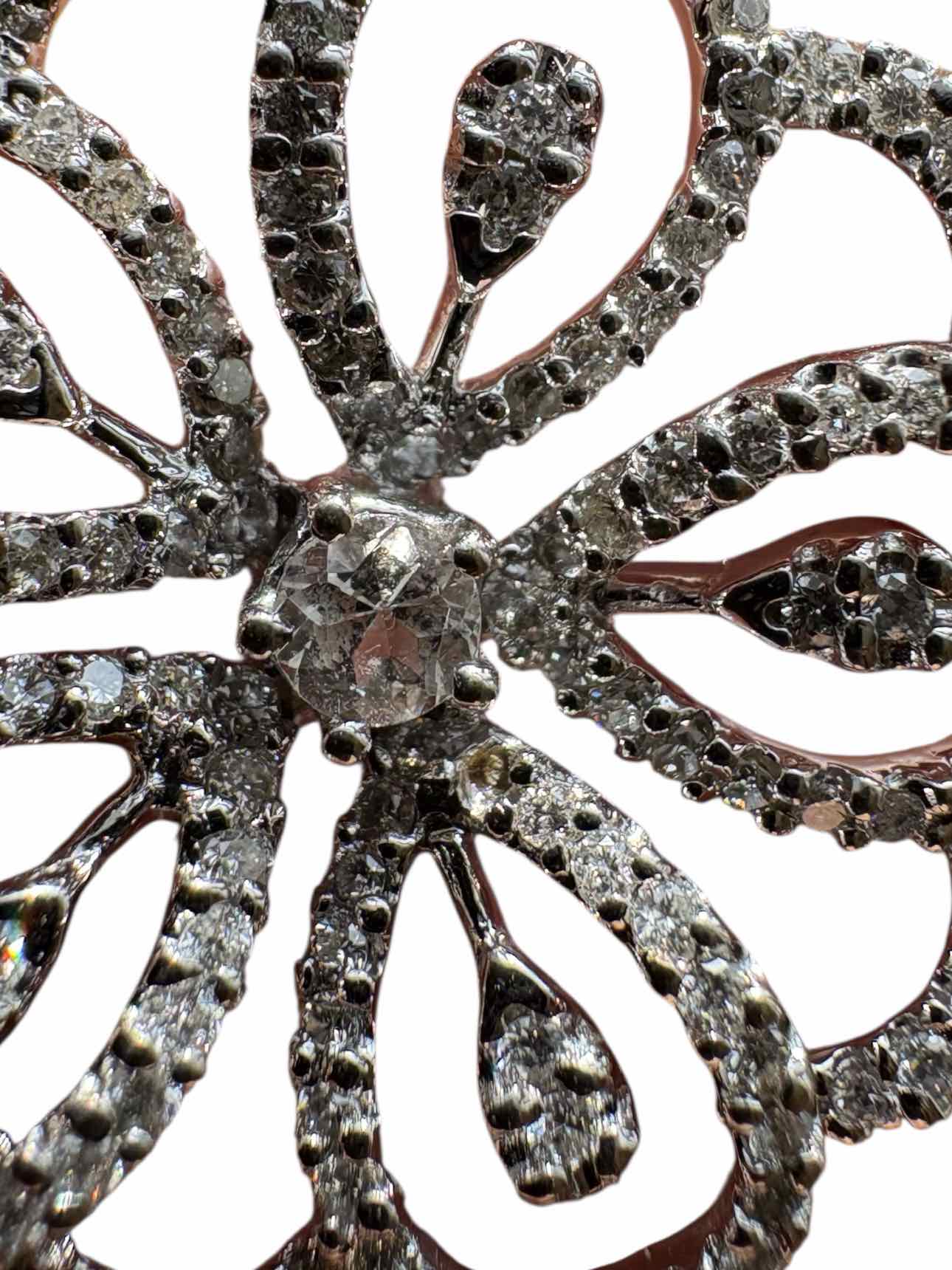 18K White Gold & Sapphire Floral Design Pendant Necklace - Image 3