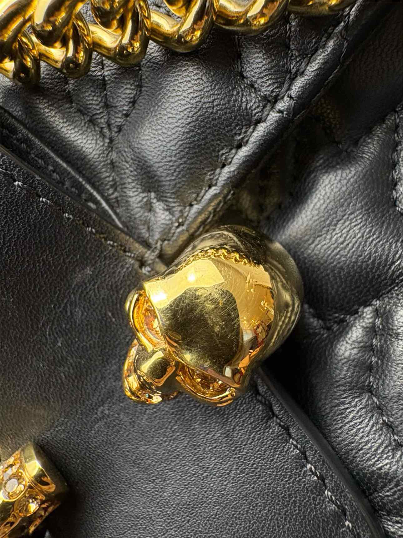 Alexander Mcqueen Quilted Leather Double Skull Purse - Image 14