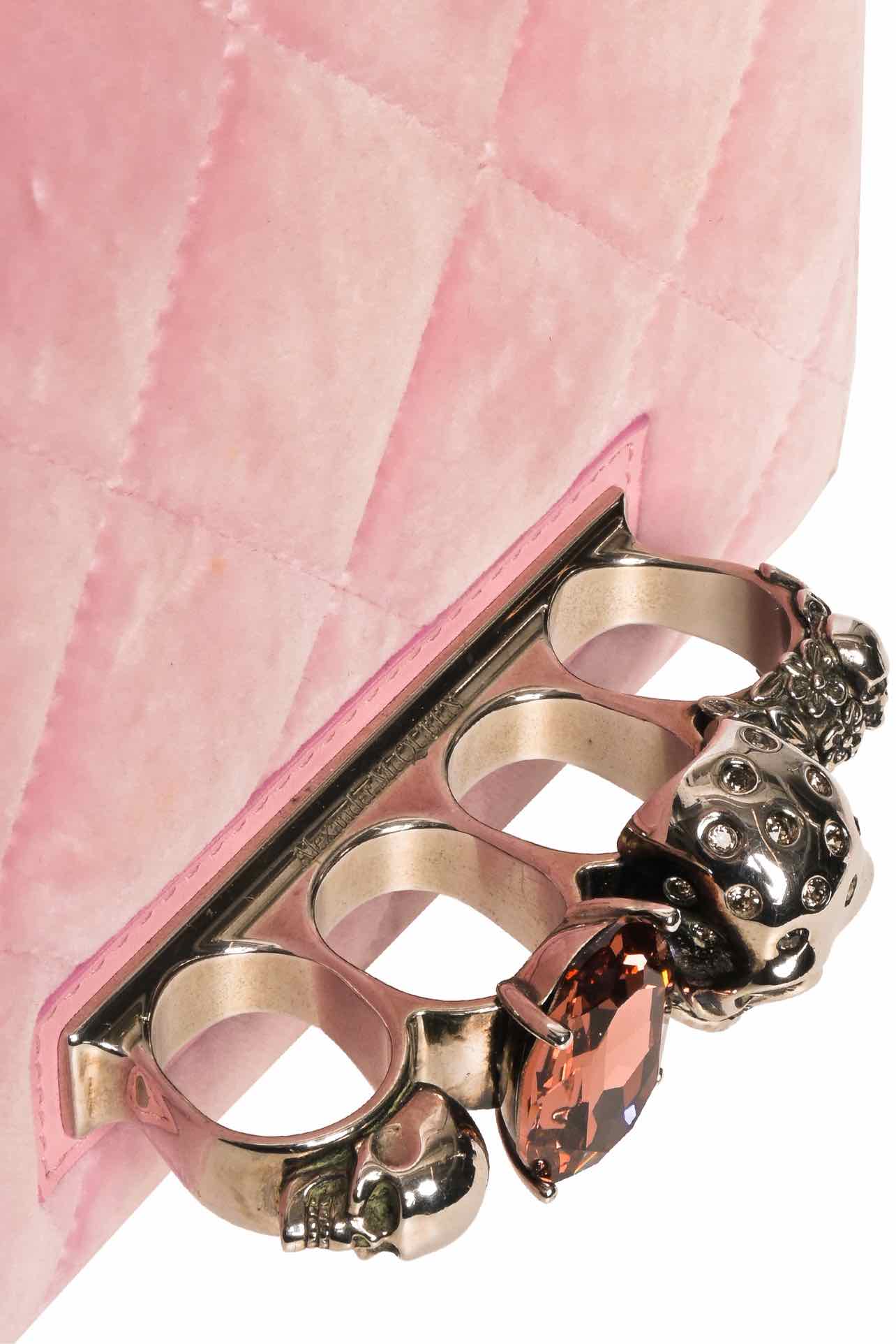 Alexander Mcqueen Quilted Velvet Knuckle Shoulder Bag - Image 3