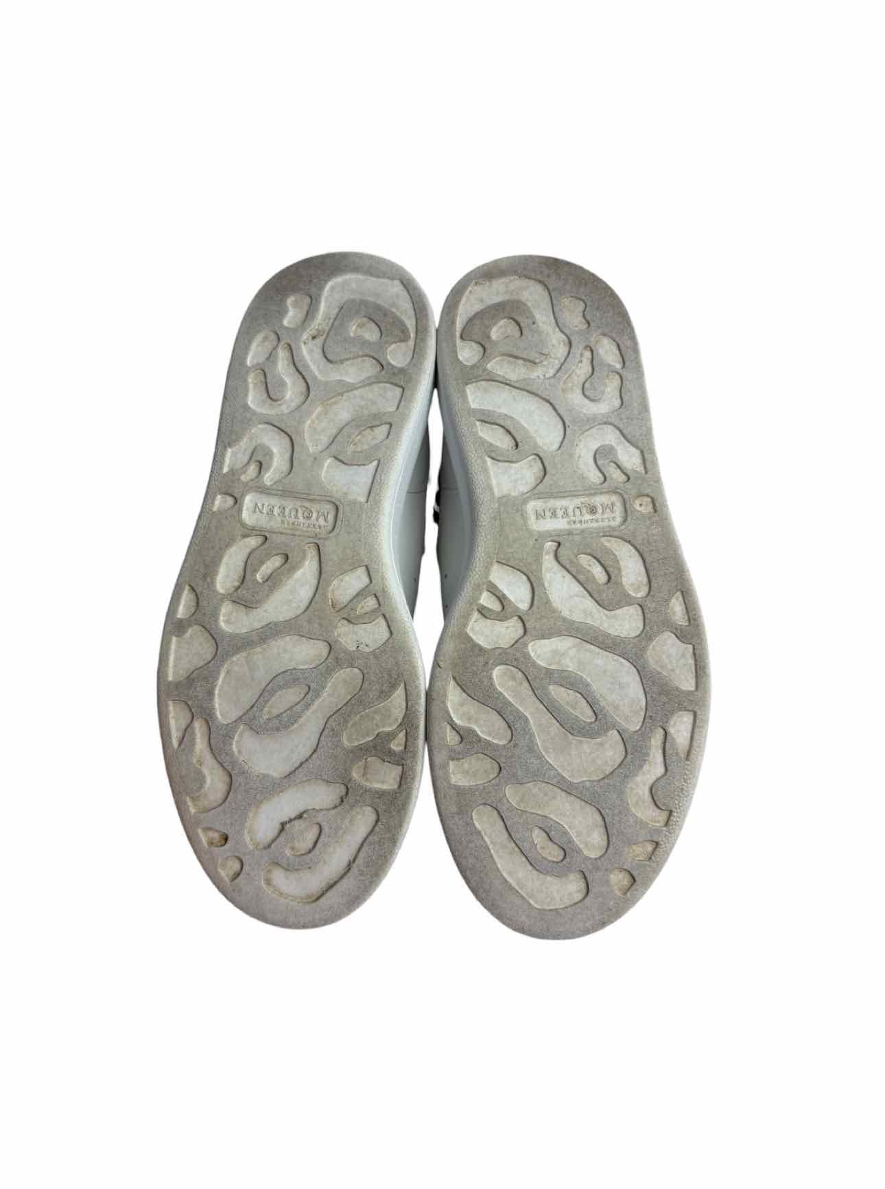 Alexander Mcqueen Size 36.5 Leather Oversized Sneaker - Image 5