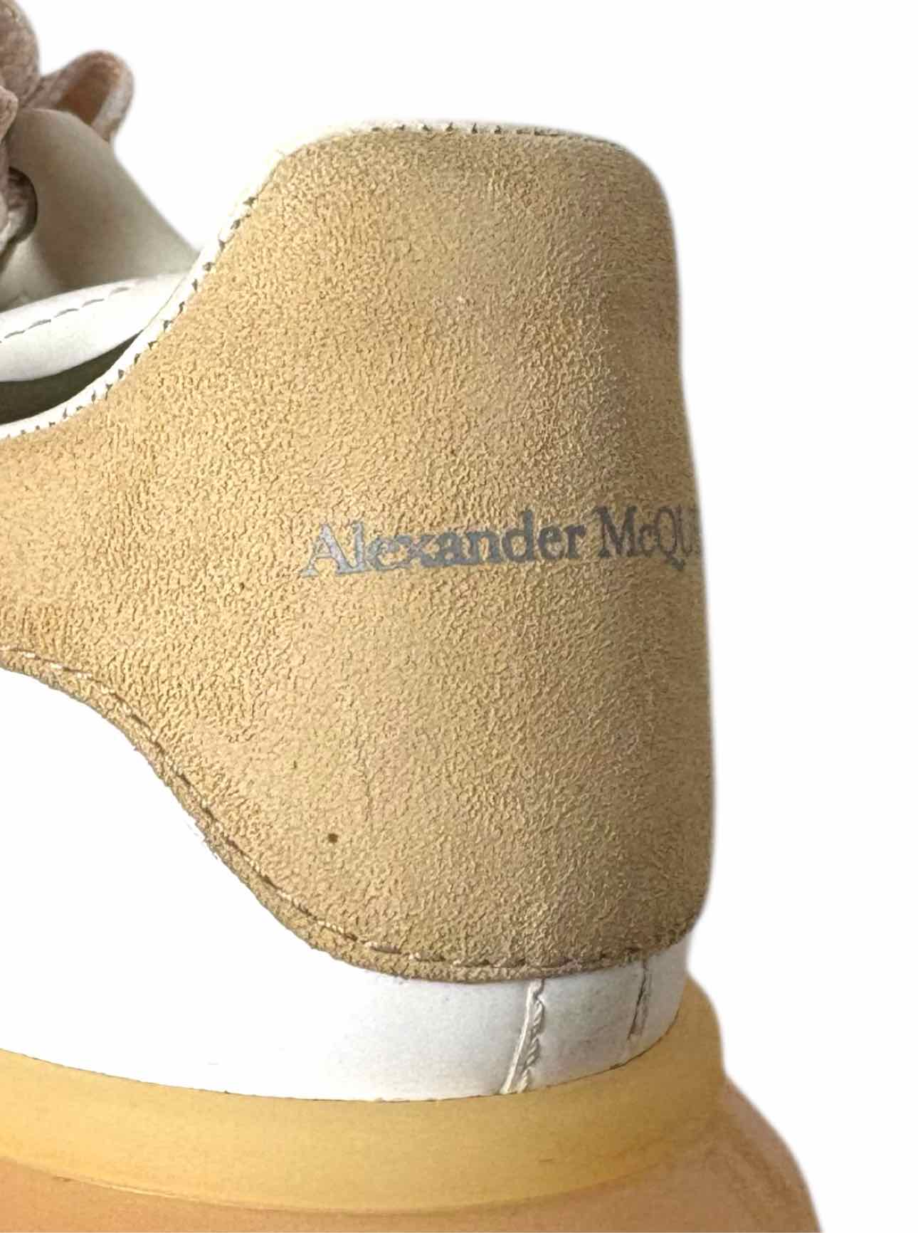 Alexander Mcqueen Size 39 Oversized Platform Leather Sneaker - Image 17