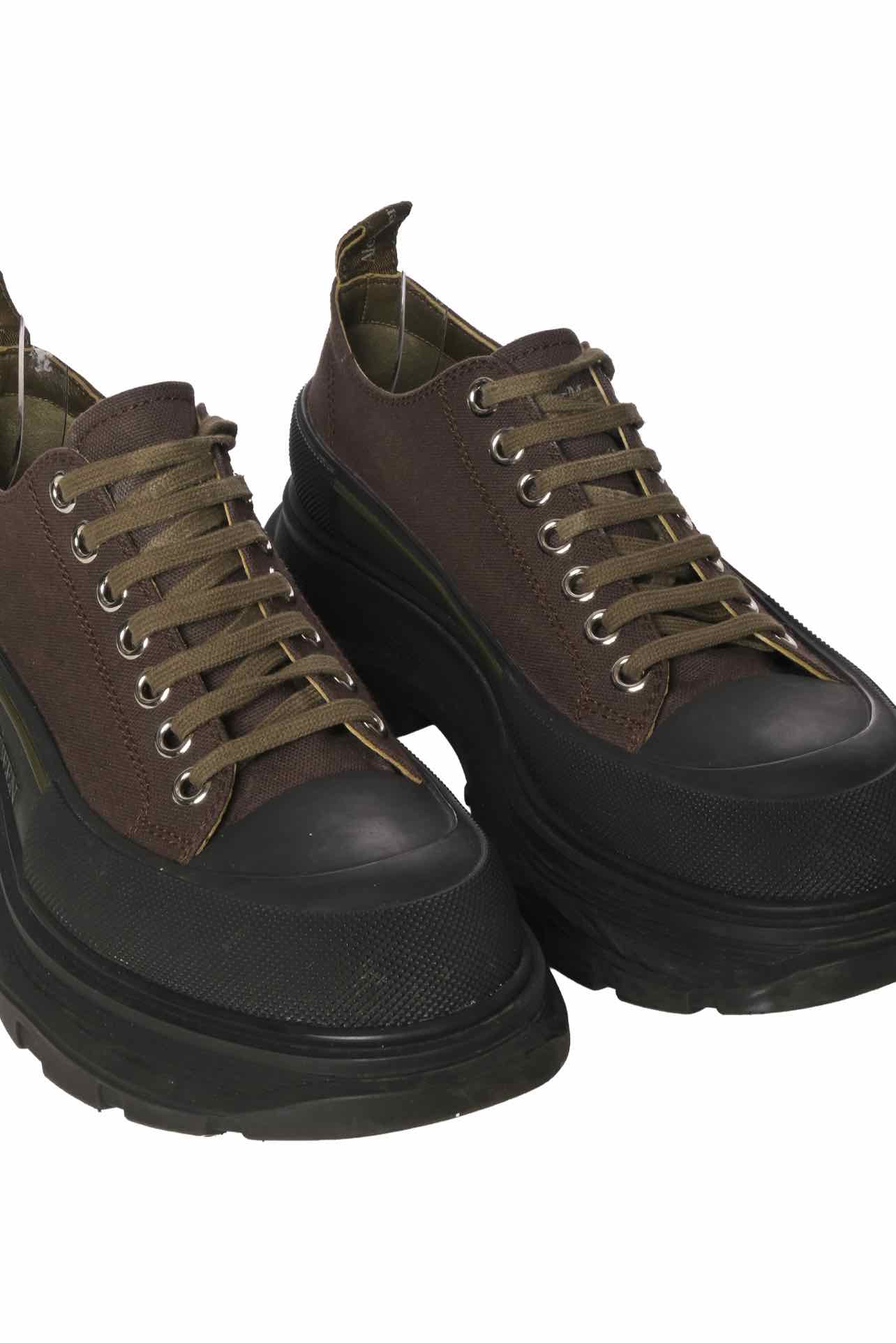 Alexander Mcqueen Size 43.5 Men's Tread Slick Low Lace Up Shoes - Image 4