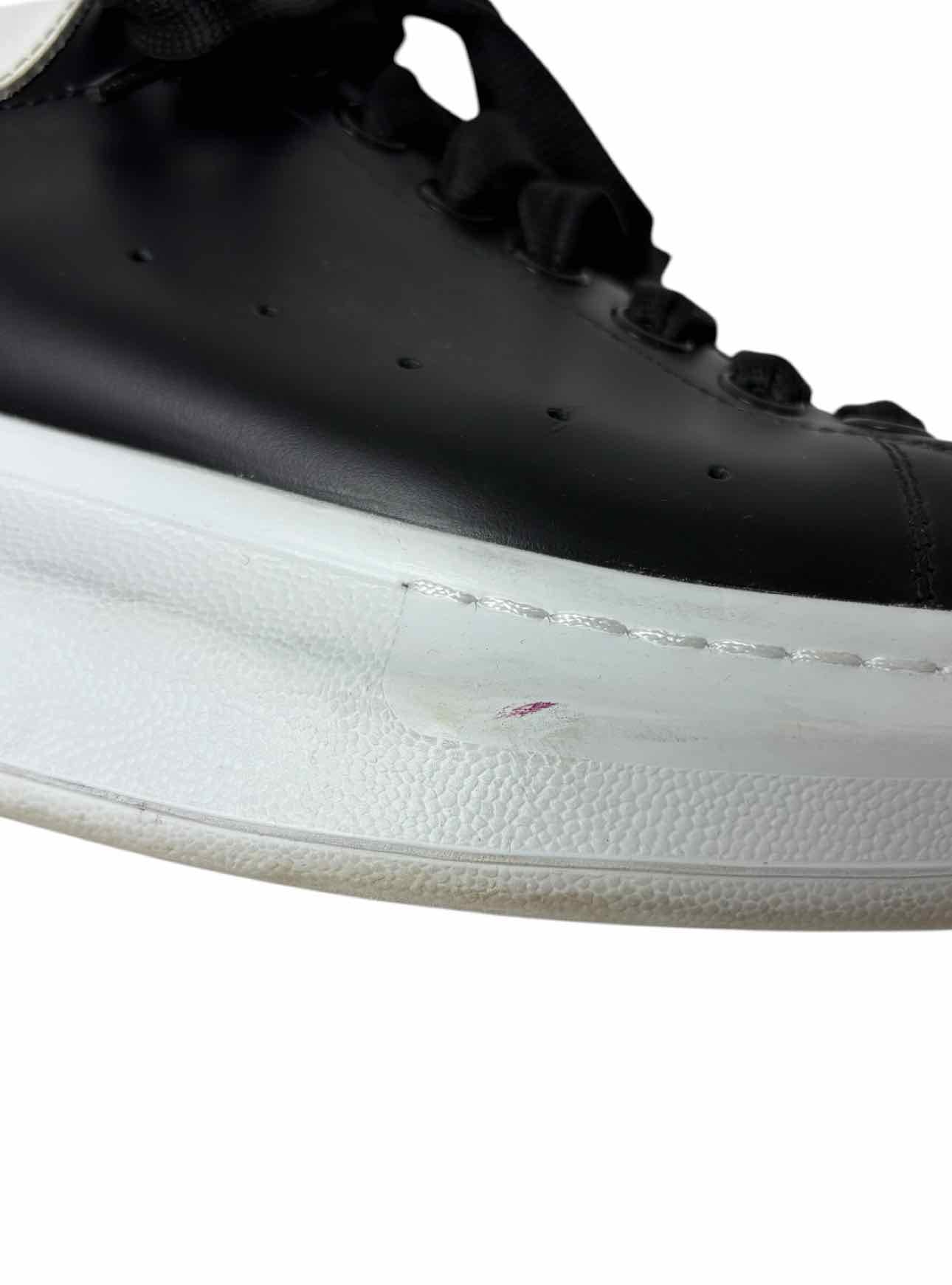 Alexander Mcqueen Size 43 Men's Oversized Leather Sneakers - Image 13