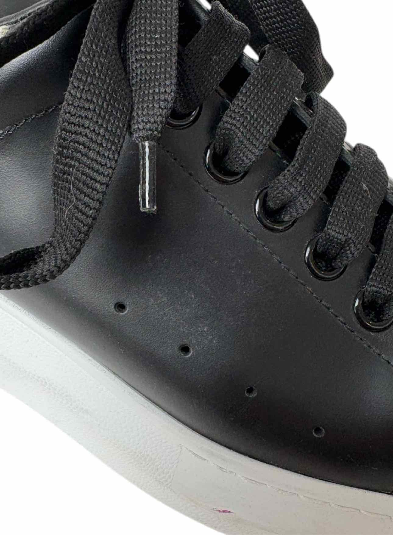 Alexander Mcqueen Size 43 Men's Oversized Leather Sneakers - Image 6