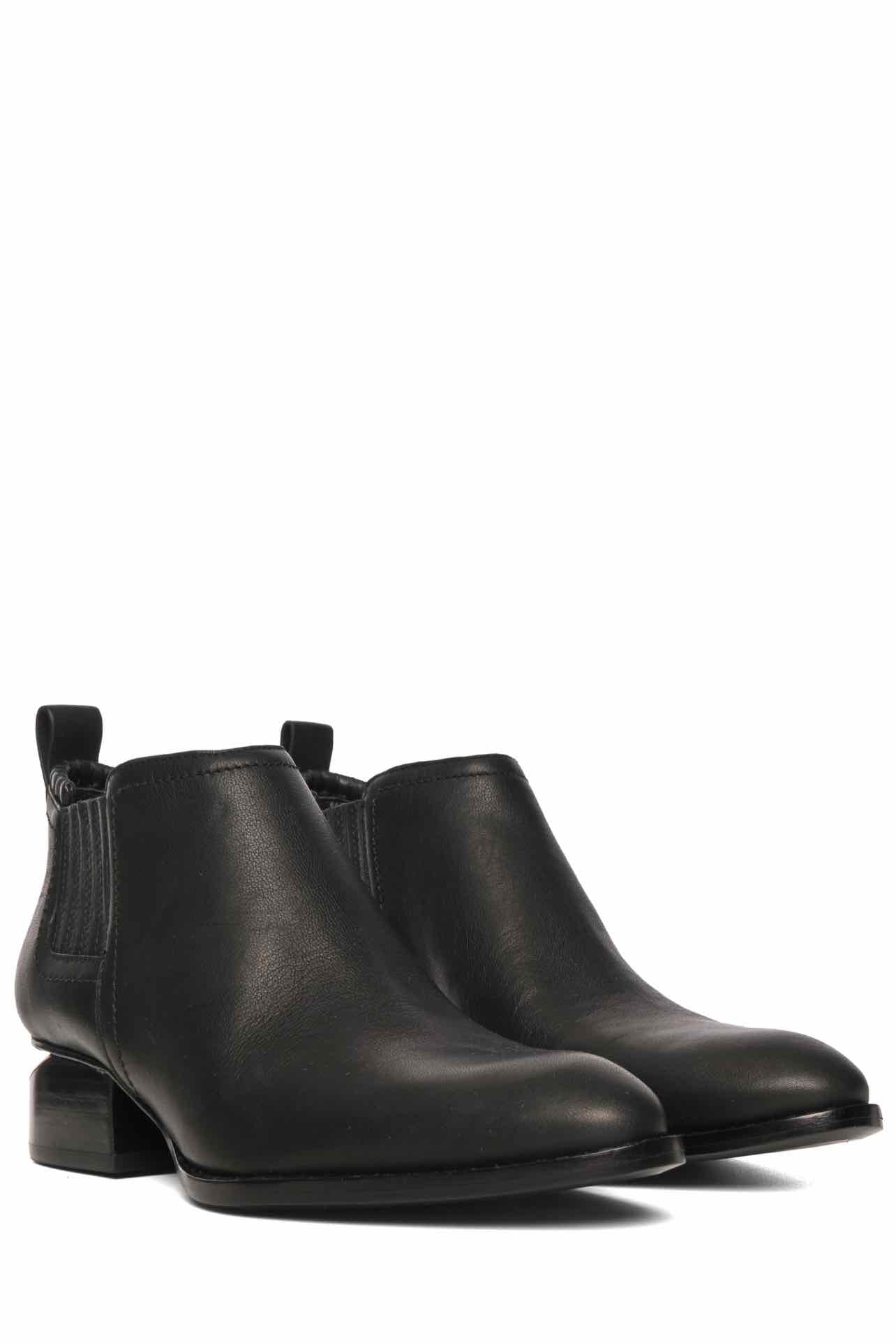 Alexander Wang Size 35 Kori Leather Ankle Boots - Image 2