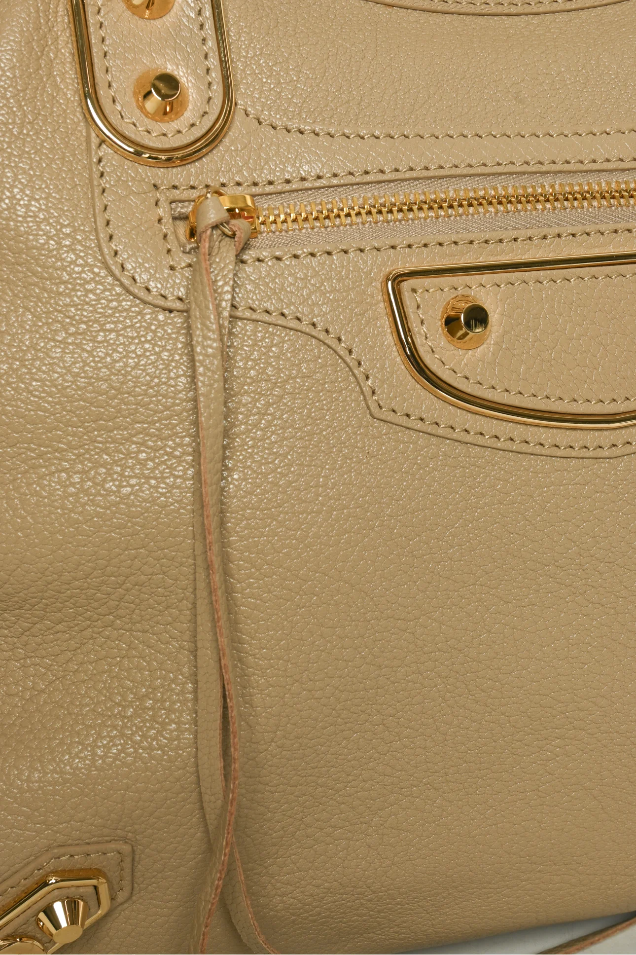 Balenciaga F/W 2017 Metallic Edge Calfskin Leather Velo Bag - Image 6