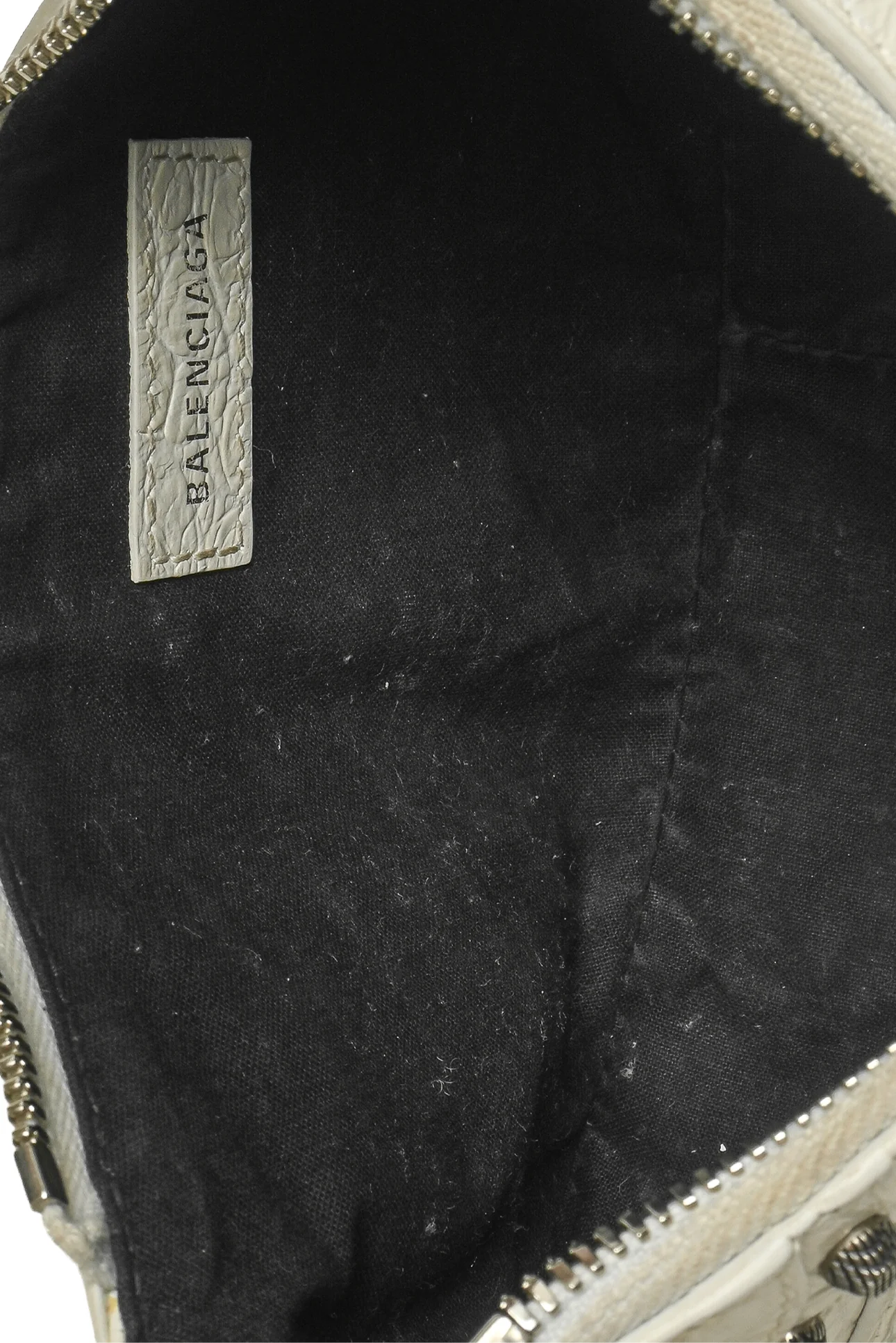 Balenciaga Le Cagole XS Shoulder Bag - Image 6