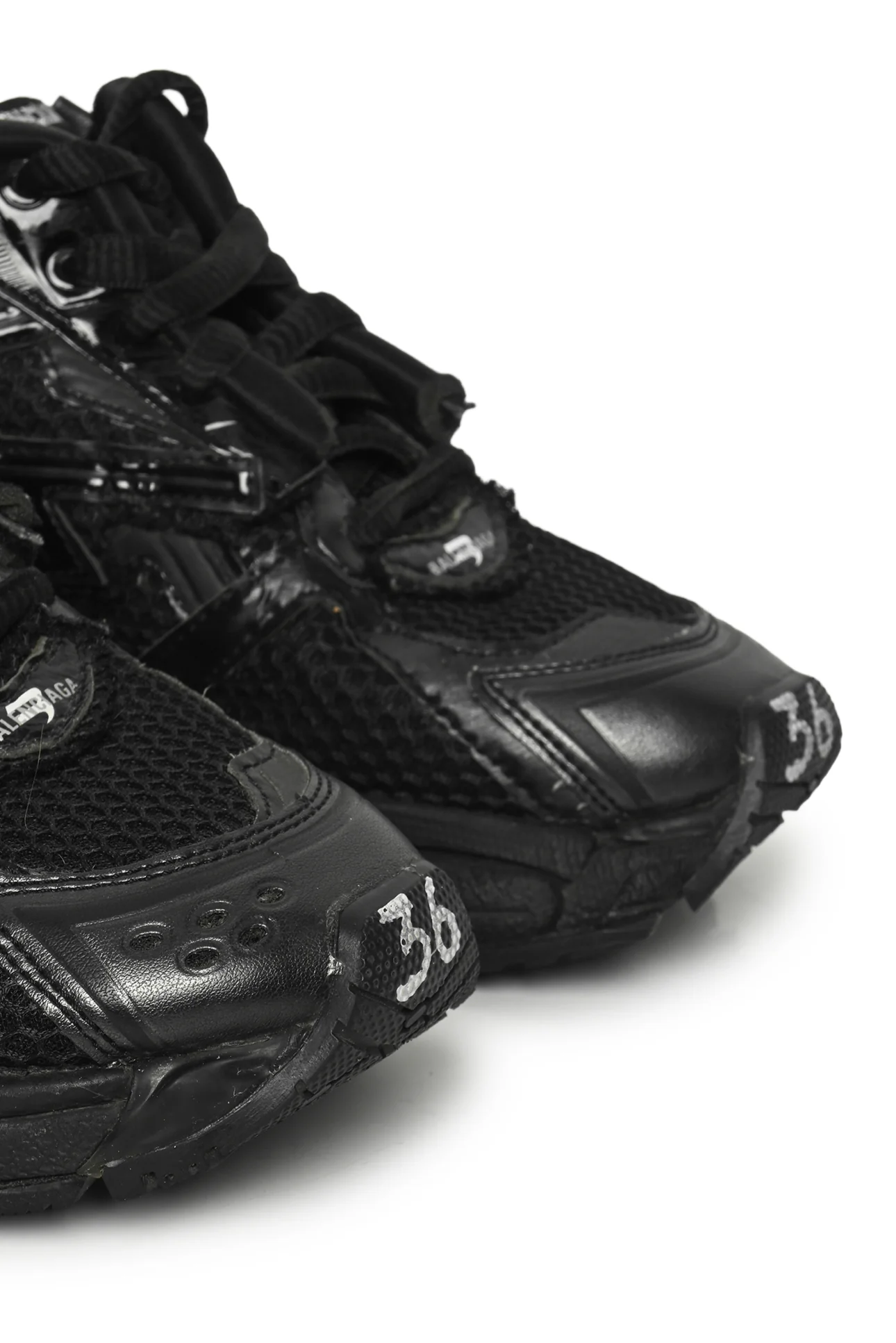 Balenciaga Size 36 Runner Sneaker - Image 5