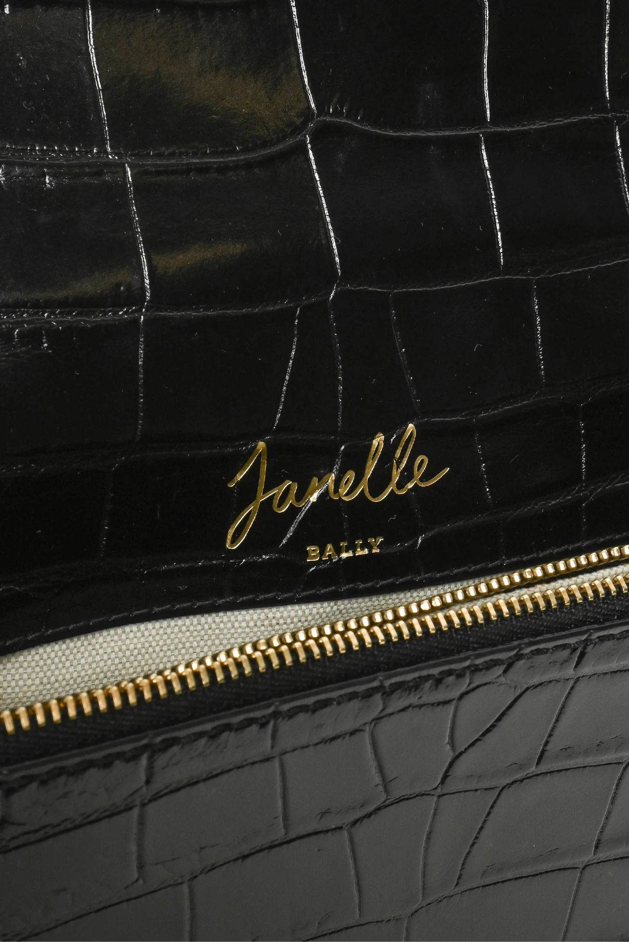 Bally Janelle Croc Embossed Shoulder Bag - Image 7