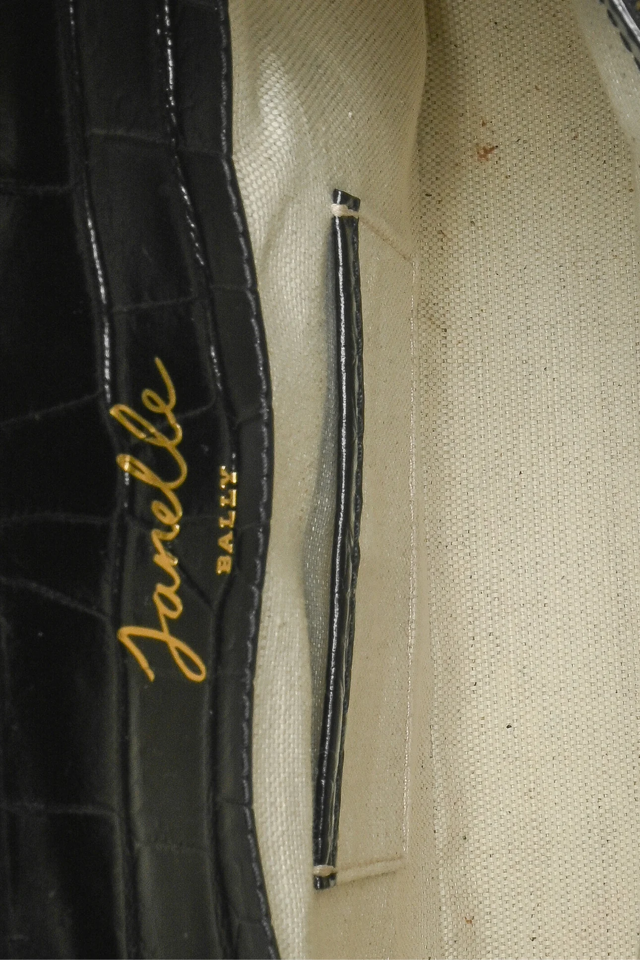 Bally Janelle Croc Embossed Shoulder Bag - Image 8