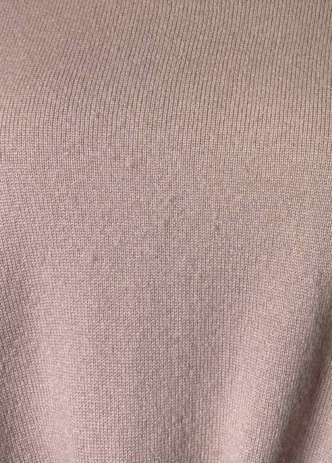 Black Goat Size M Sweater - Image 4