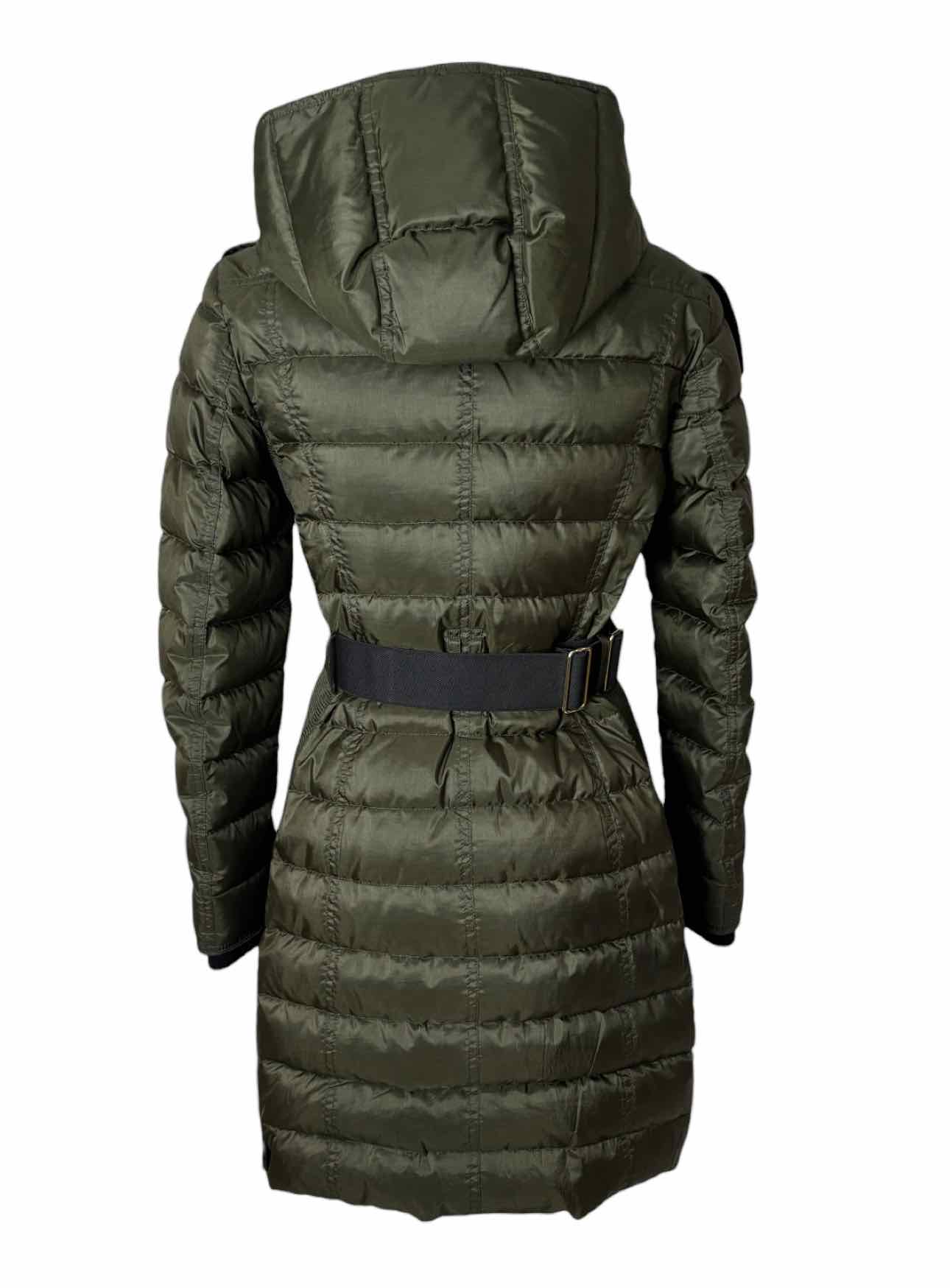 Burberry London Size 8 Quilted Poly Down Filled Coat - Image 2