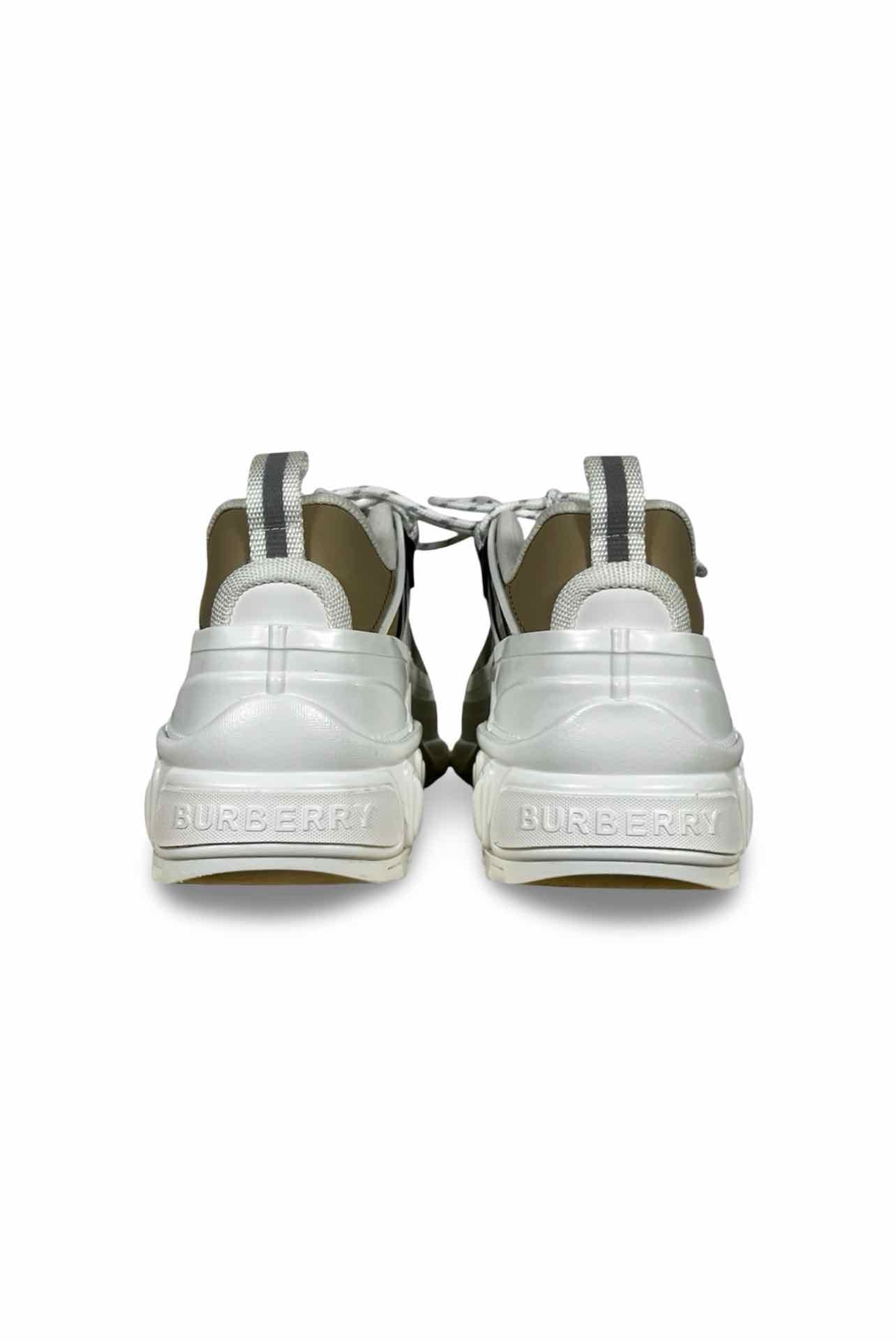 Burberry Size 37.5 Sneaker - Image 4