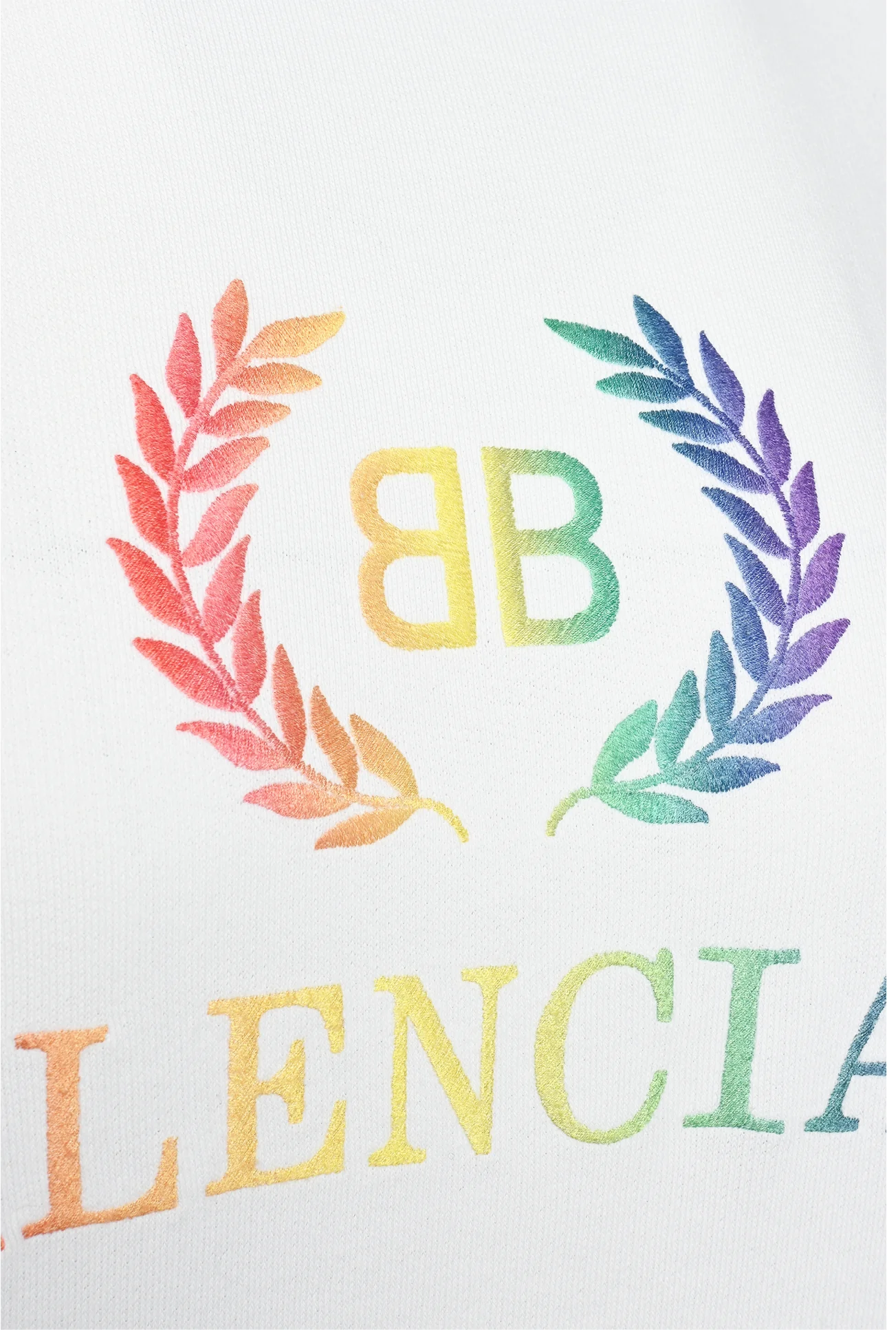 Burberry Size XS 2019 Oversized BB Rainbow Logo Hoodie - Image 4