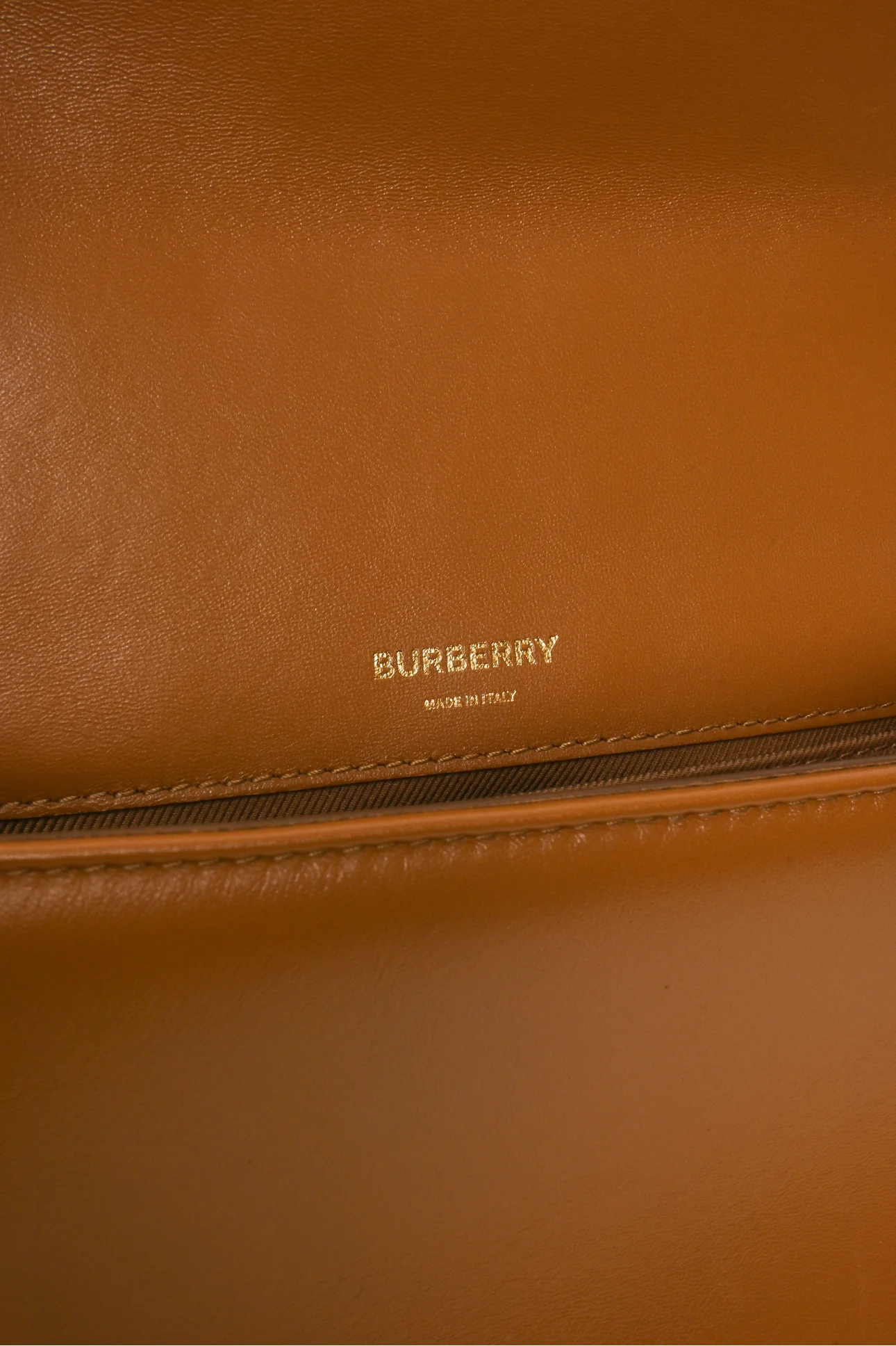 Burberry Small Lola Shoulder Bag - Image 6