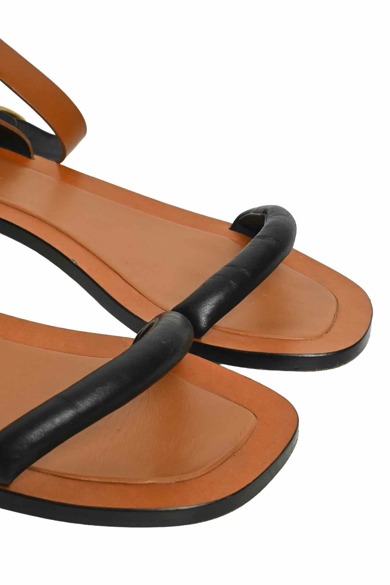 Celine Size 39.5 Leather Buckle Sandals - Image 3