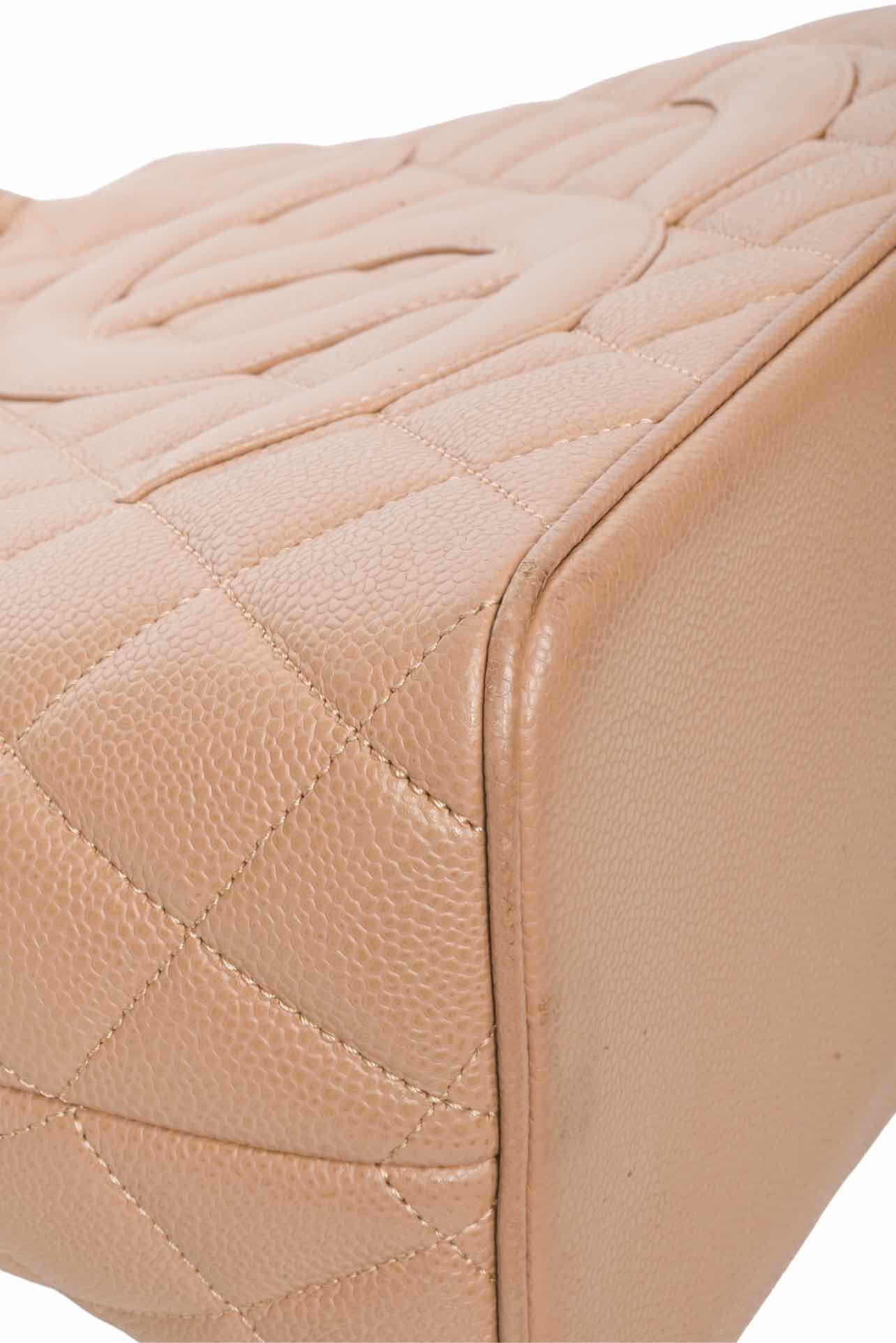 Chanel 2002-2003 Caviar Medallion Tote - Image 6