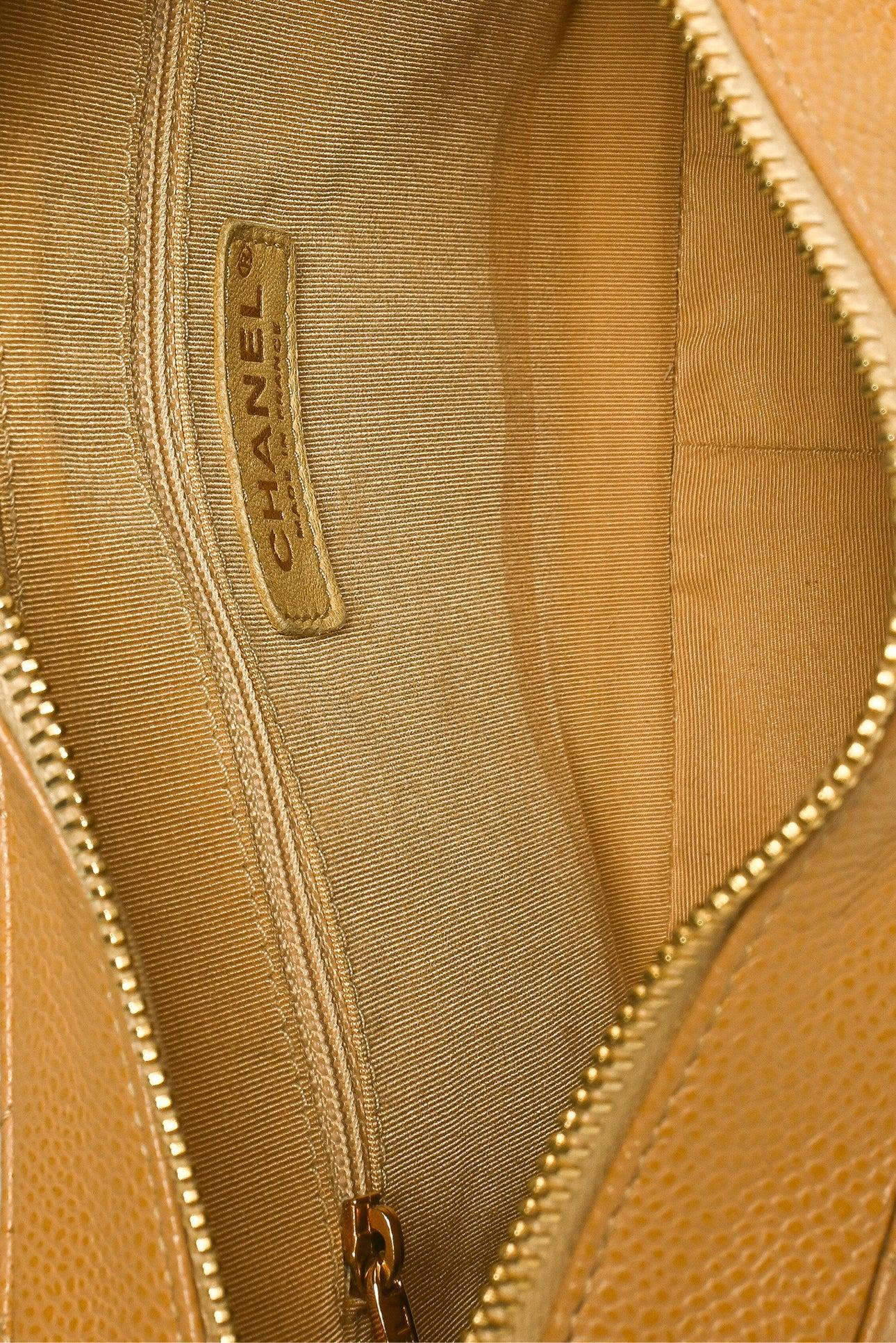 Chanel 2002-2003 Quilted Caviar Leather Timeless Shoulder Bag - Image 7
