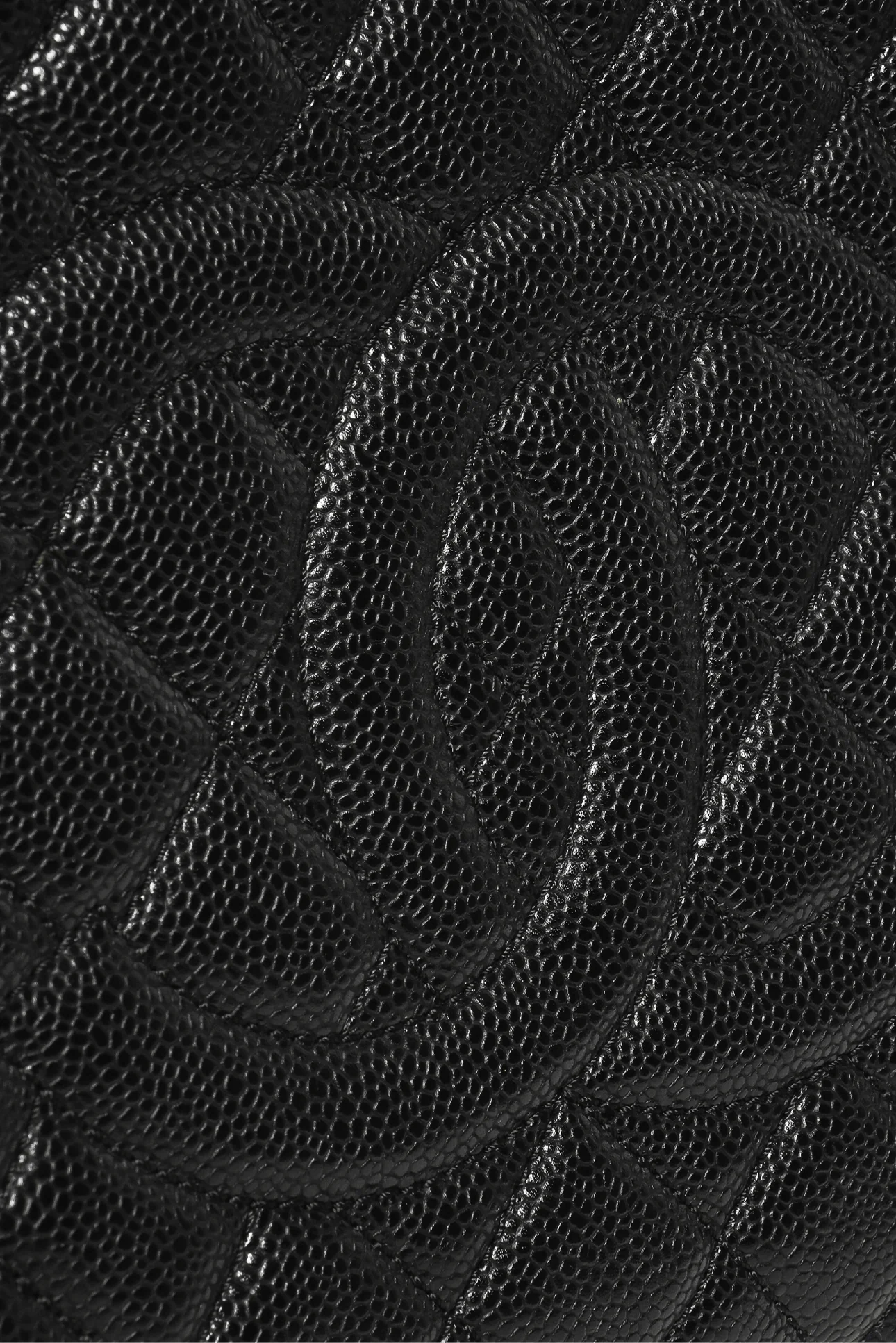 Chanel 2010-2011 Caviar Grand Shopping Tote - Image 7