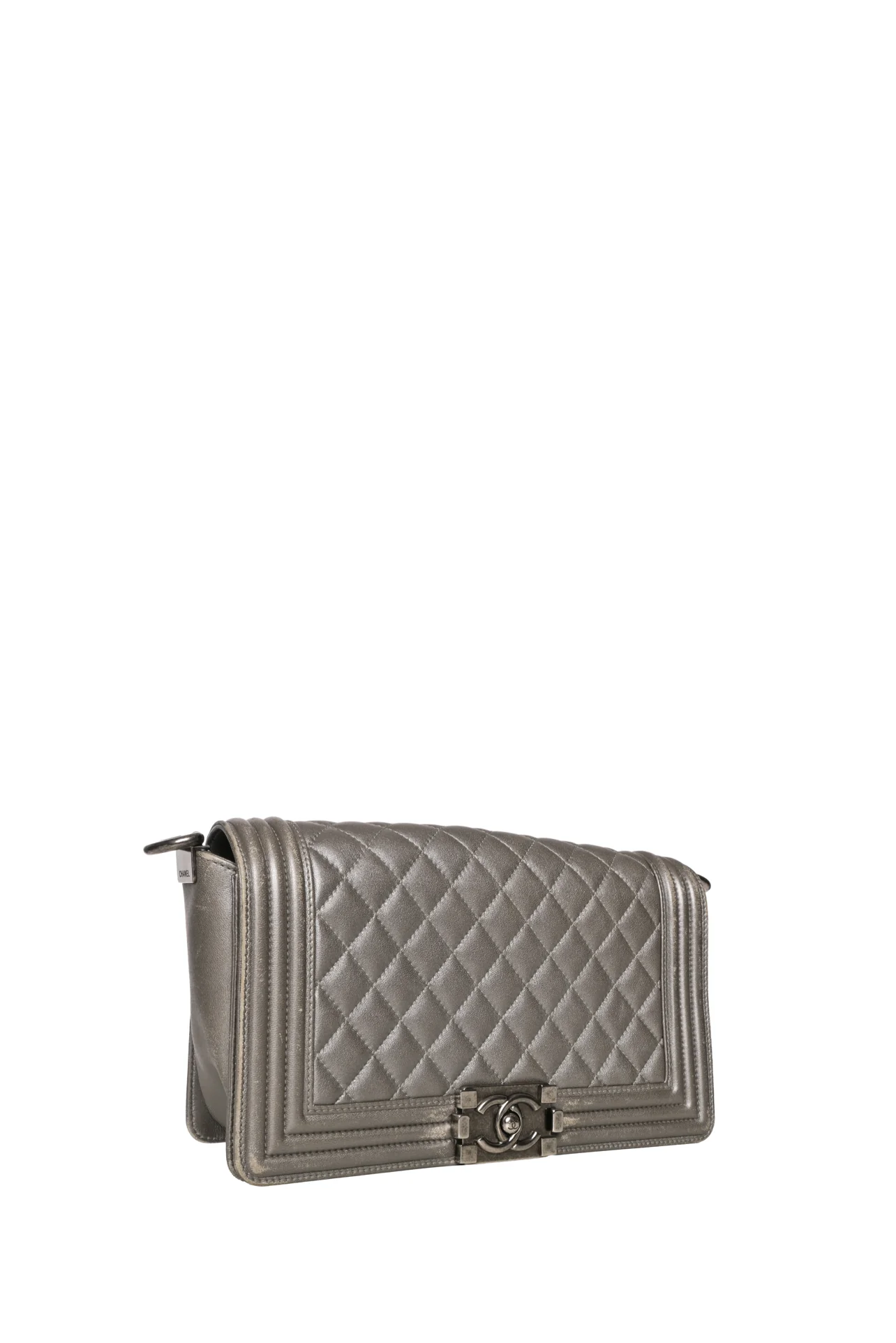 Chanel 2011 Medium Quilted Leather Boy Bag - Image 2