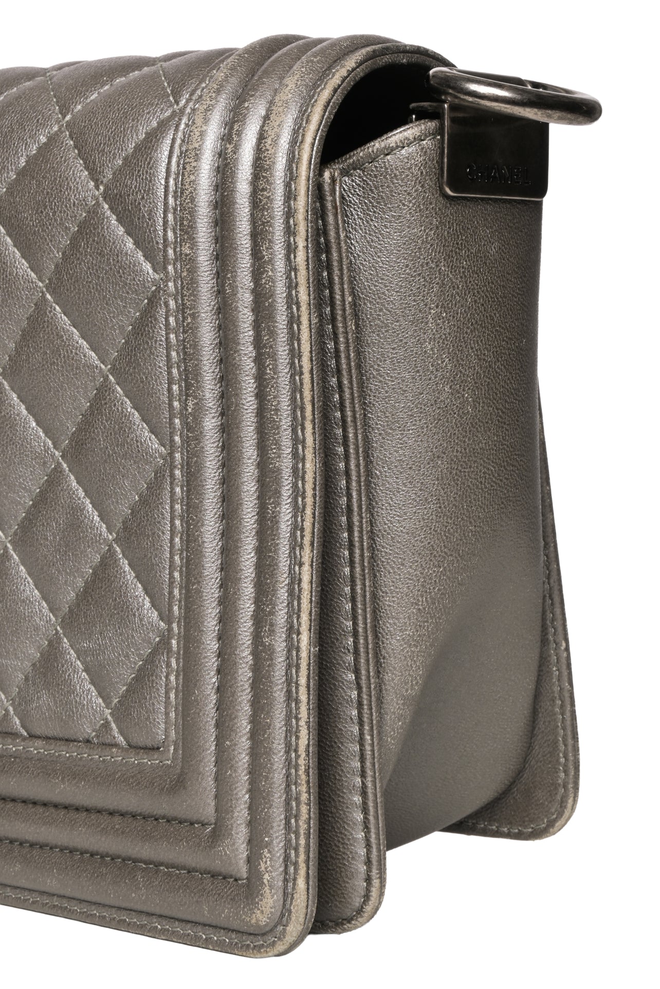 Chanel 2011 Medium Quilted Leather Boy Bag - Image 5