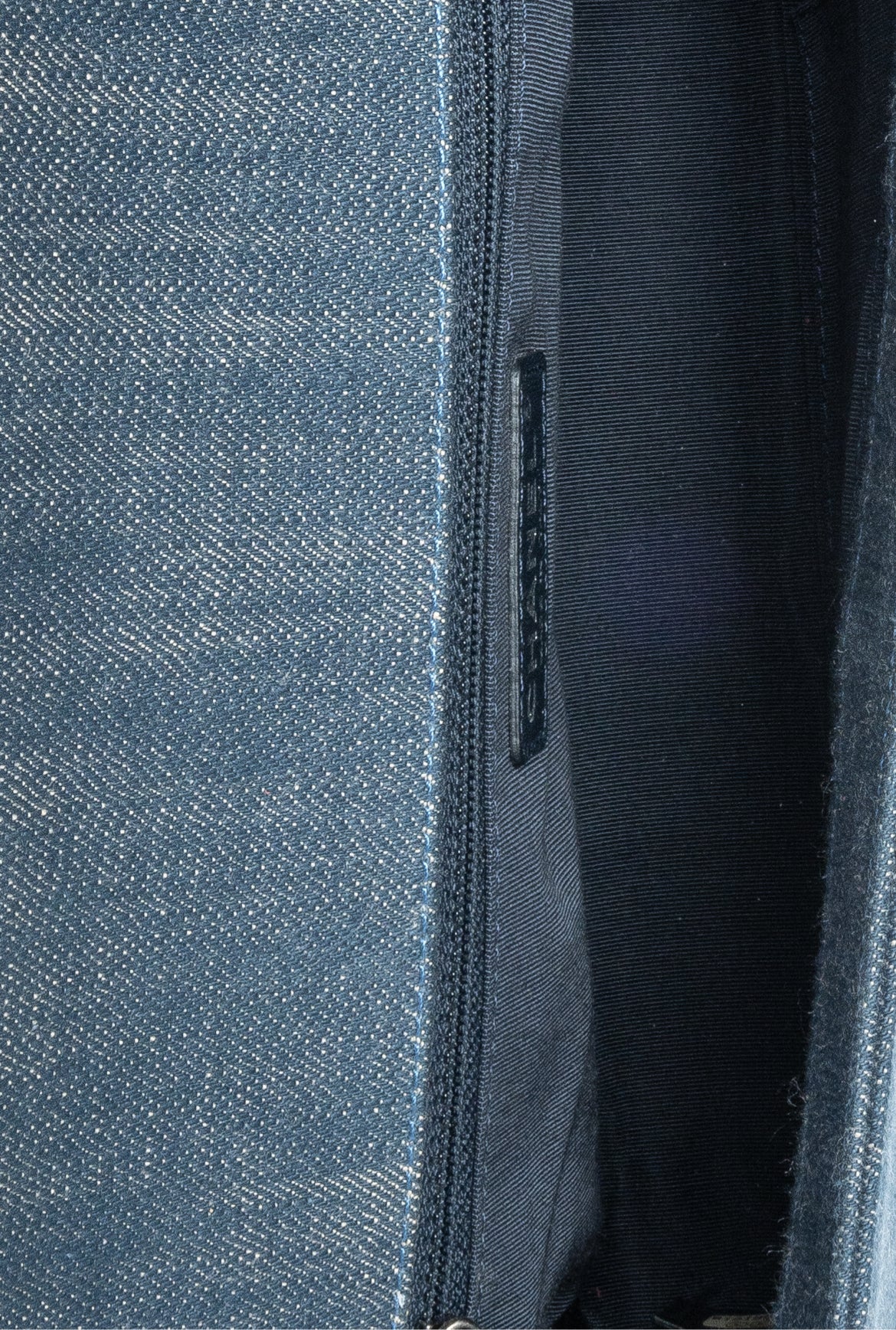 Chanel 2014-15 Medium Denim Chevron Boy Bag - Image 7