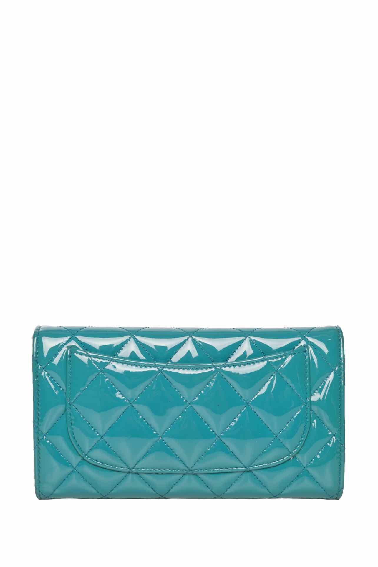 Chanel 2014-2015 Quilted Patent Flap Wallet - Image 2