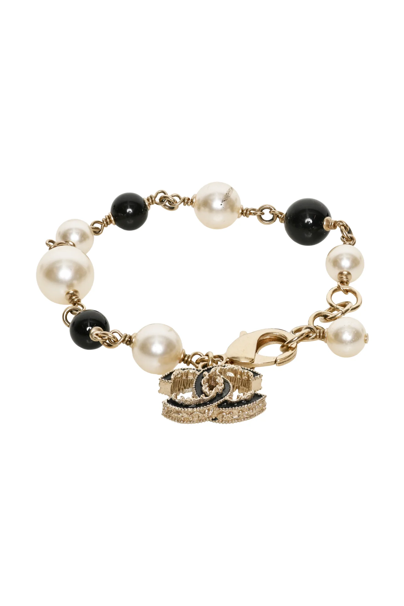 Chanel 2015 Faux Pearl & Black Enamel CC Beaded Bracelet
