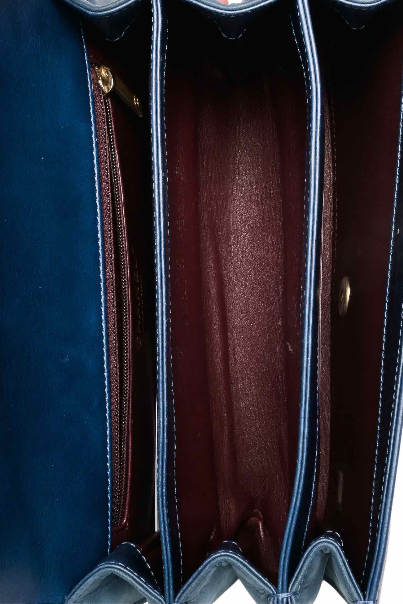 Chanel 2018-19 Quilted Glazed Cosmopolite Straight Line Flap Bag - Image 5