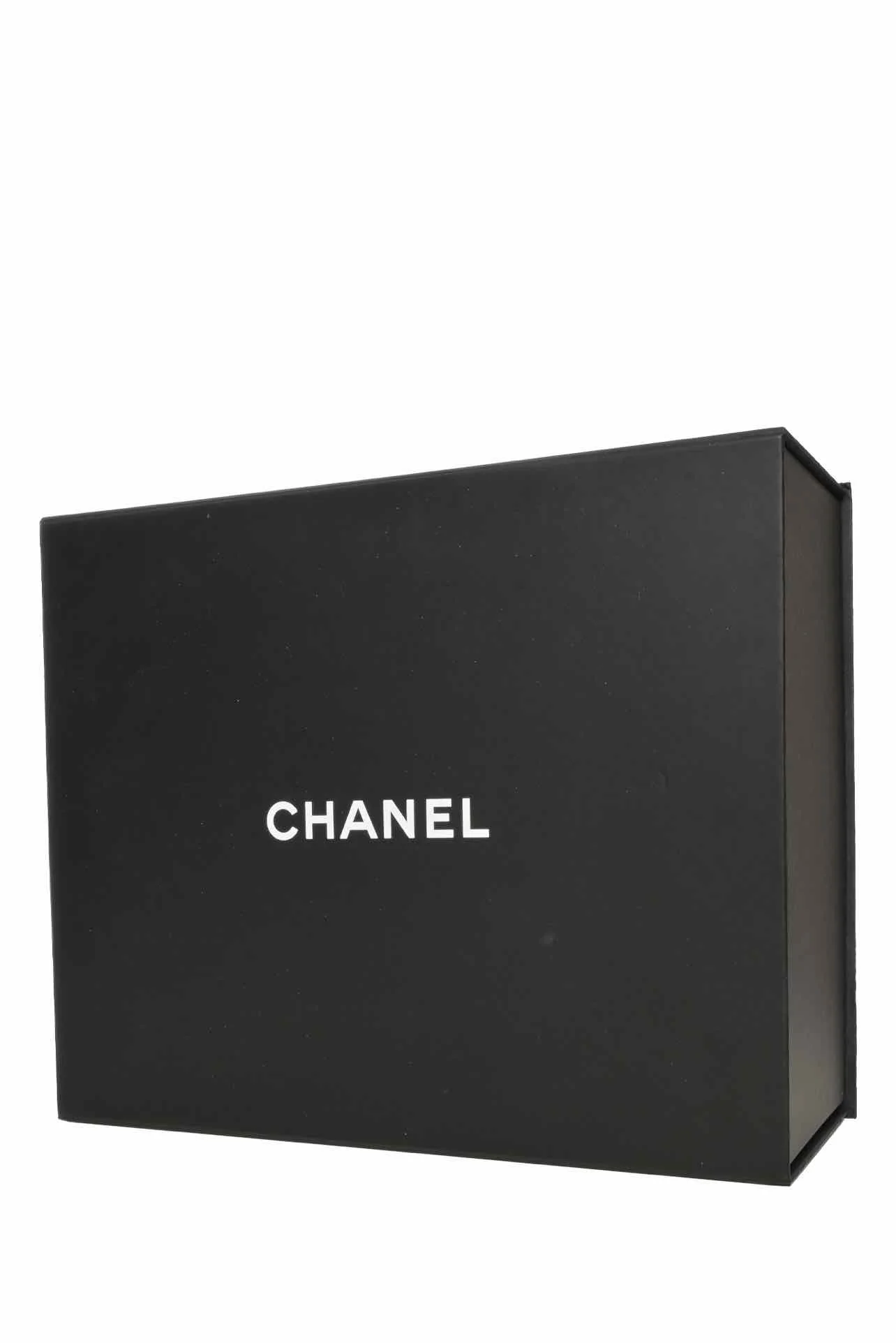 Chanel 2018 Caviar Quilted Jumbo Double Flap Shoulder Bag - Image 8