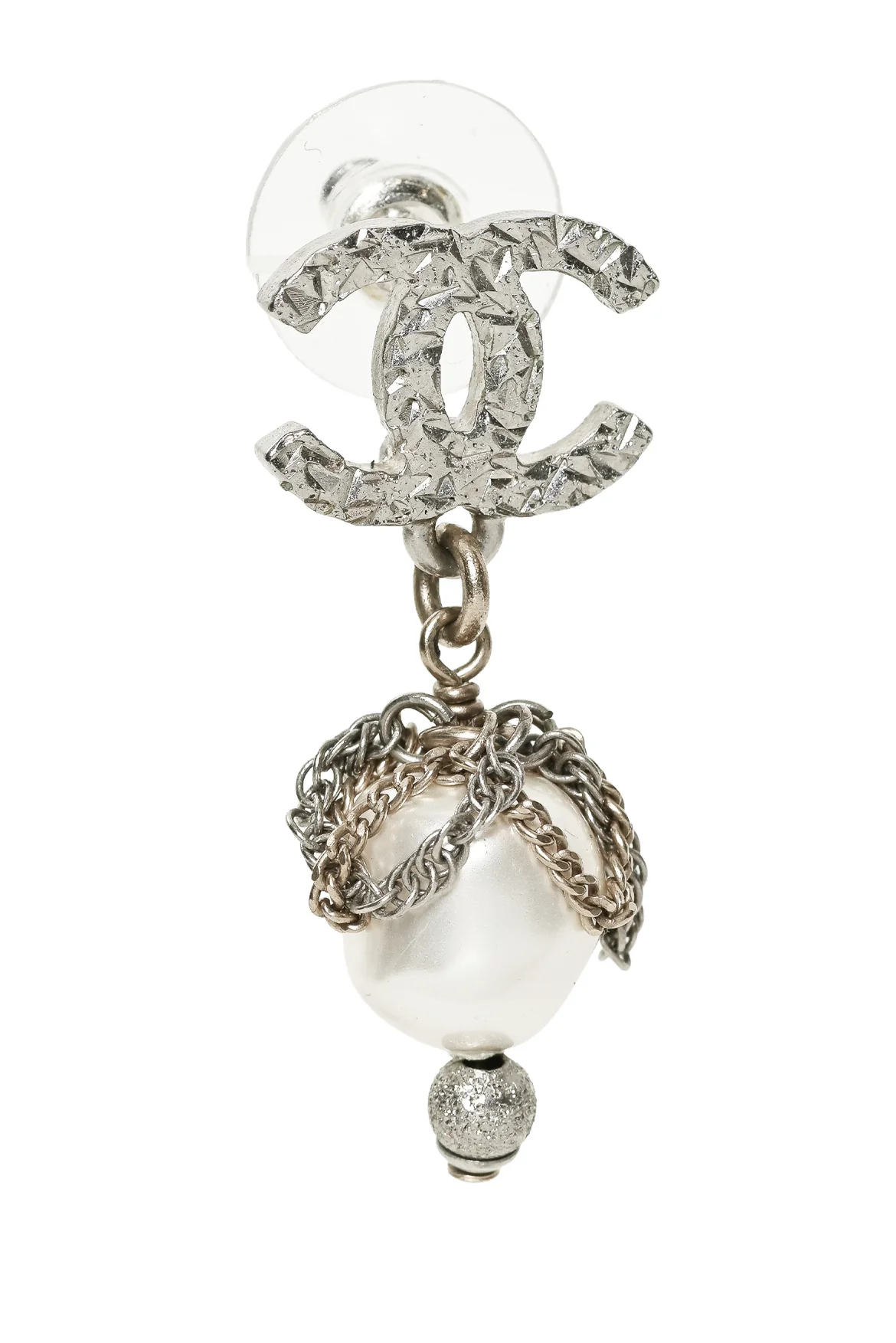 Chanel 2018 Interlocking CC Chain & Faux Pearl Dangle Earrings - Image 3