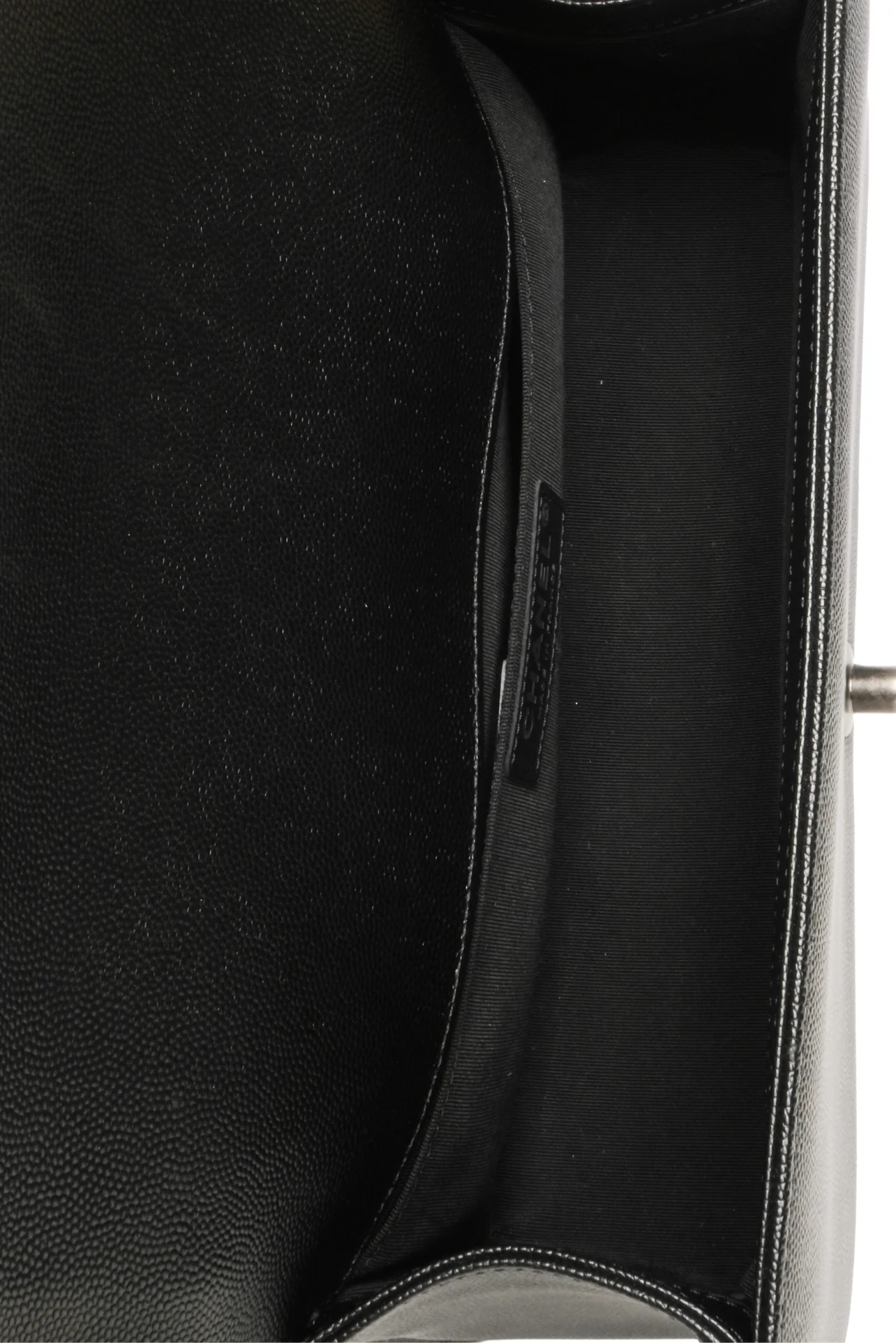 Chanel 2019 Caviar Quilted Medium Boy Bag - Image 5