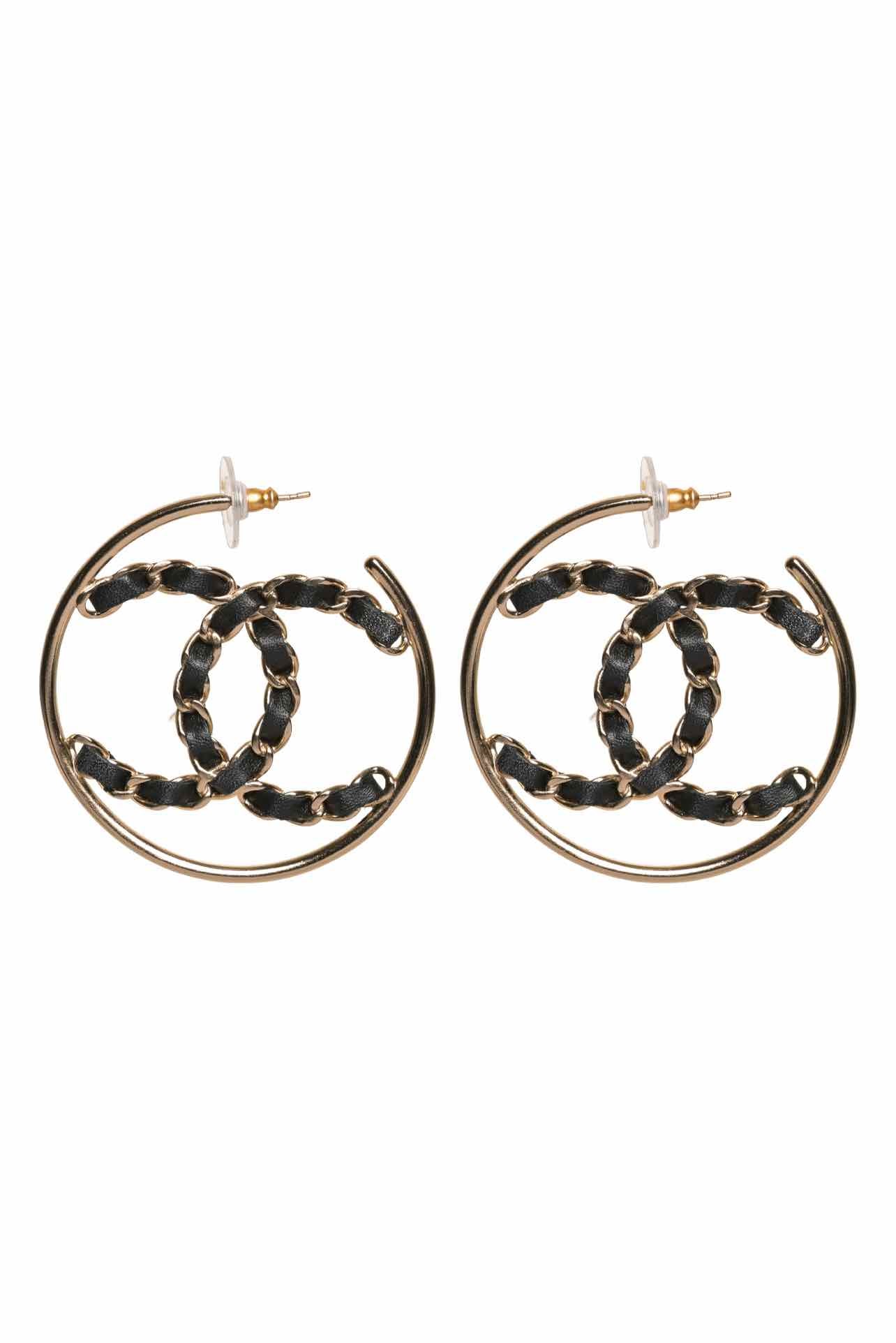 Chanel 2019 CC Leather Woven Hoop Earrings - Image 2