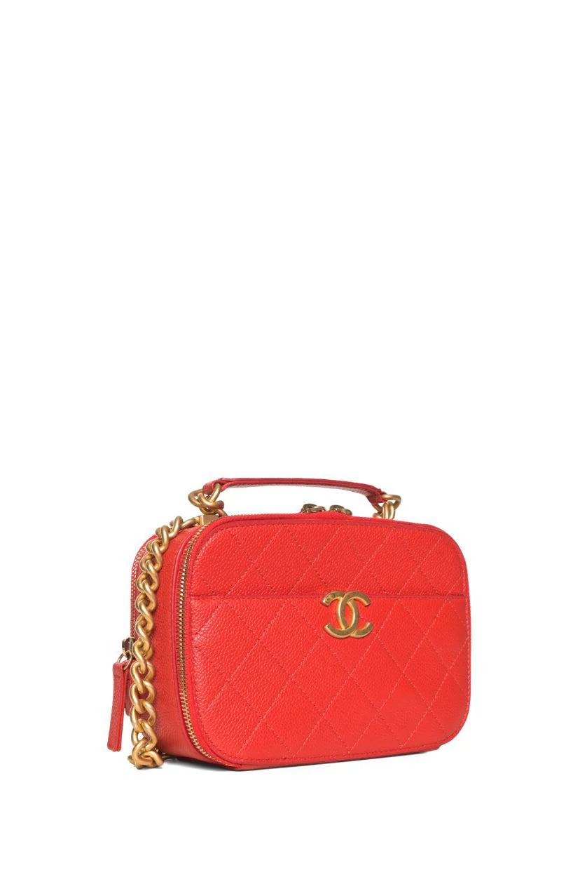 Chanel 2019 Chic Affinity Camera Bag - Image 2