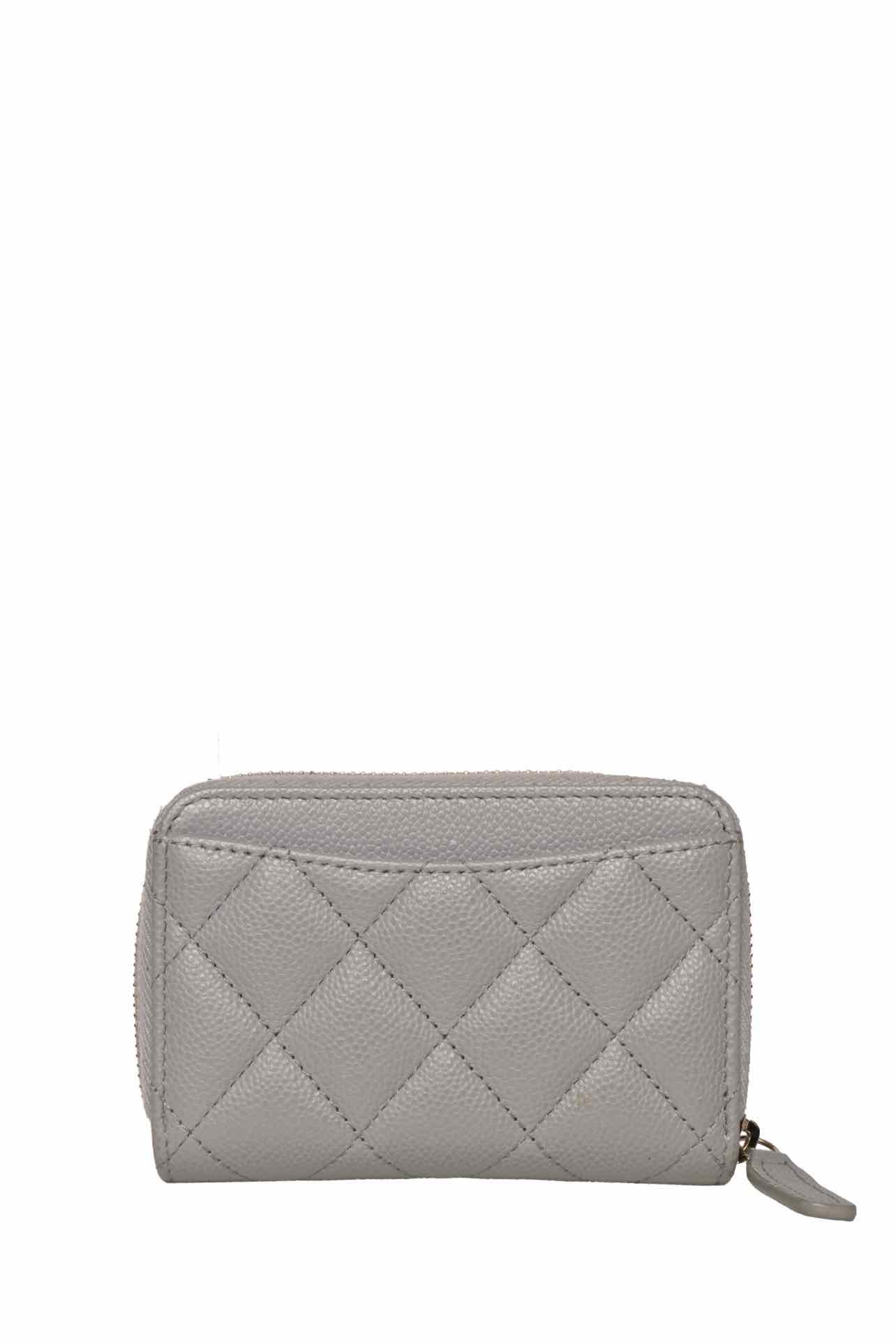 Chanel 2023 Caviar Quilted Classic Zipped Coin Pouch - Image 2