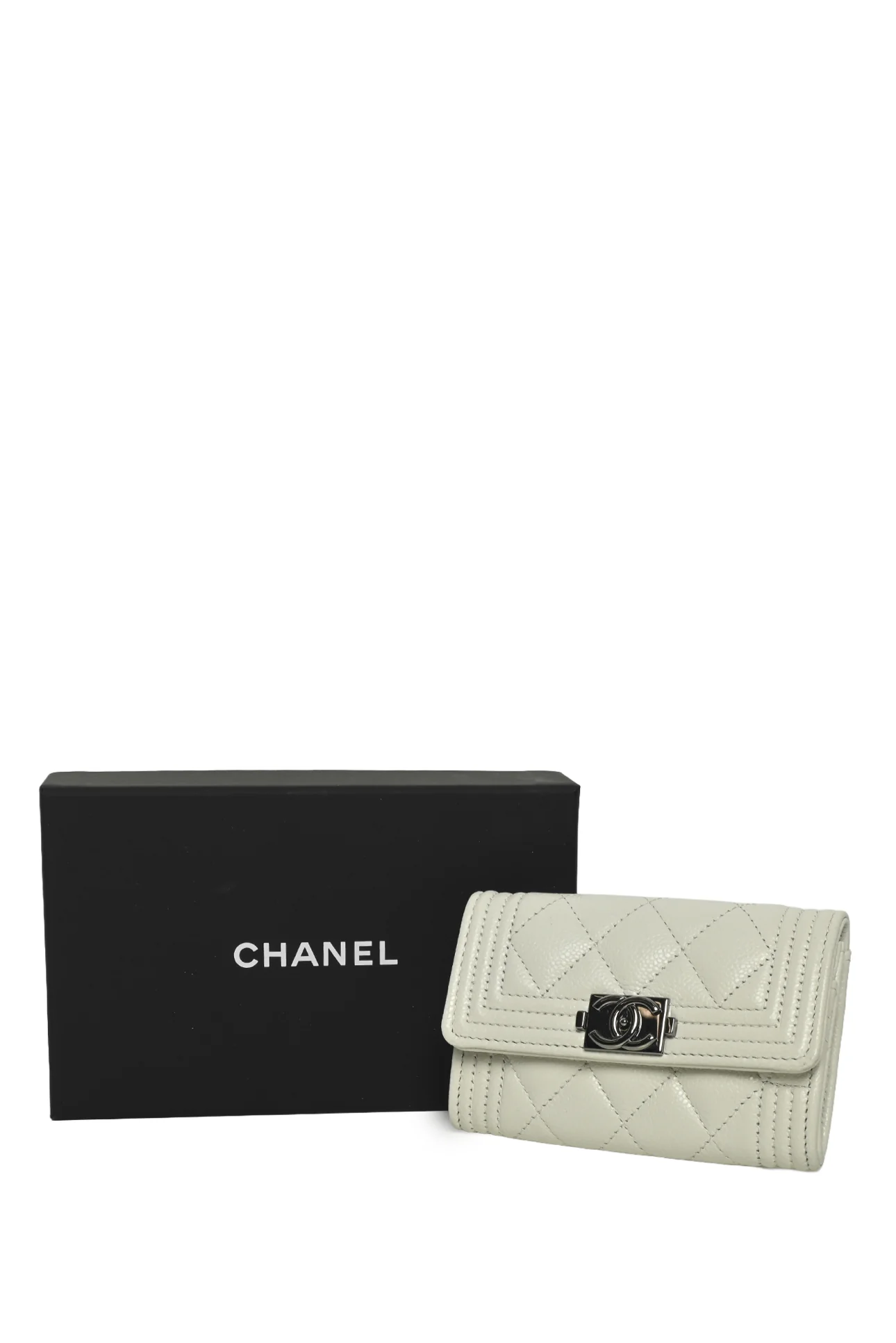 Chanel 2024 Caviar Quilted Small Boy Flap Wallet - Image 6