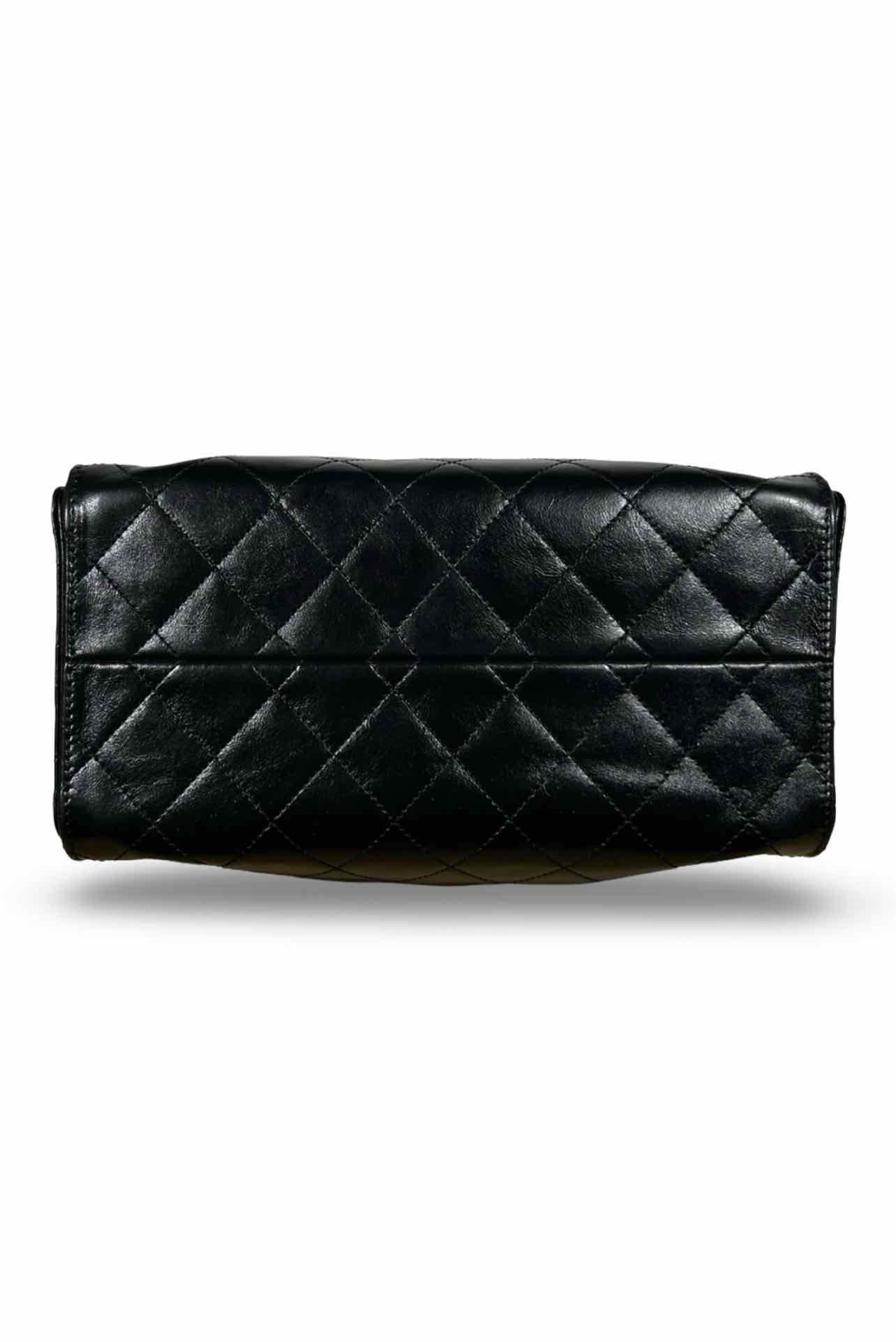 Chanel 25 Small Hobo - Image 5