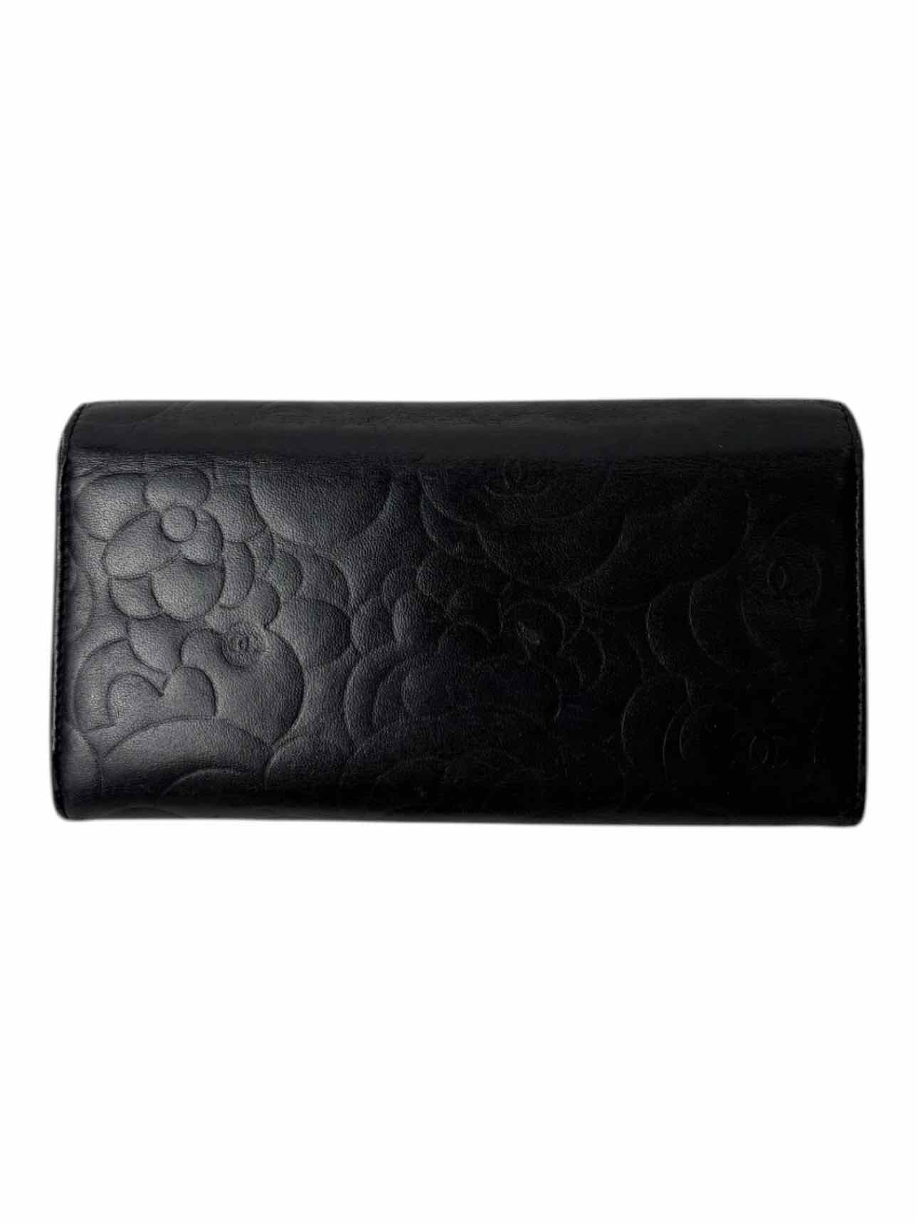 Chanel Camillia Embossed Leather Wallet - Image 4