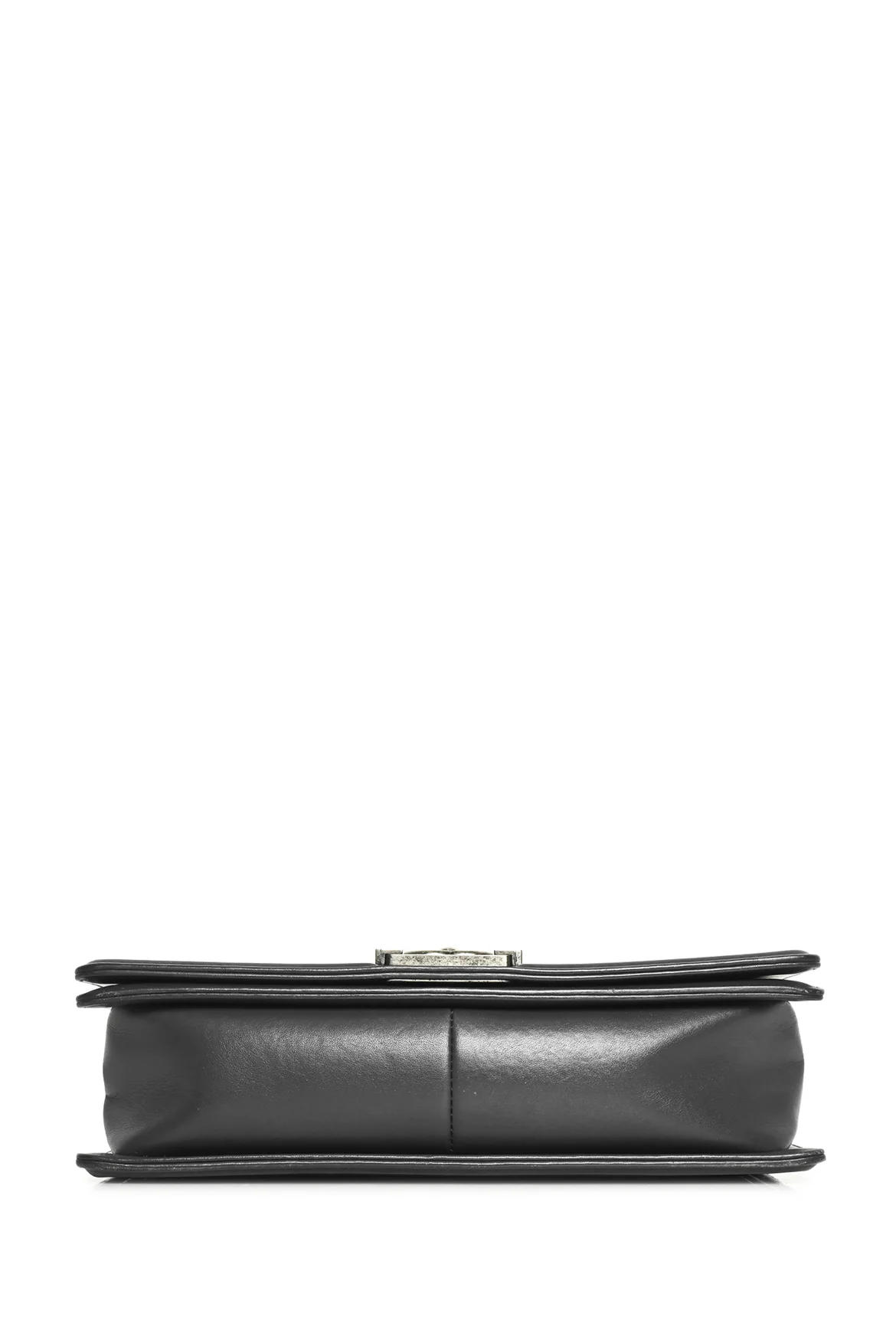 Chanel Chevron Quilted Lambskin New Medium Boy Bag Shoulder Bag - Image 4