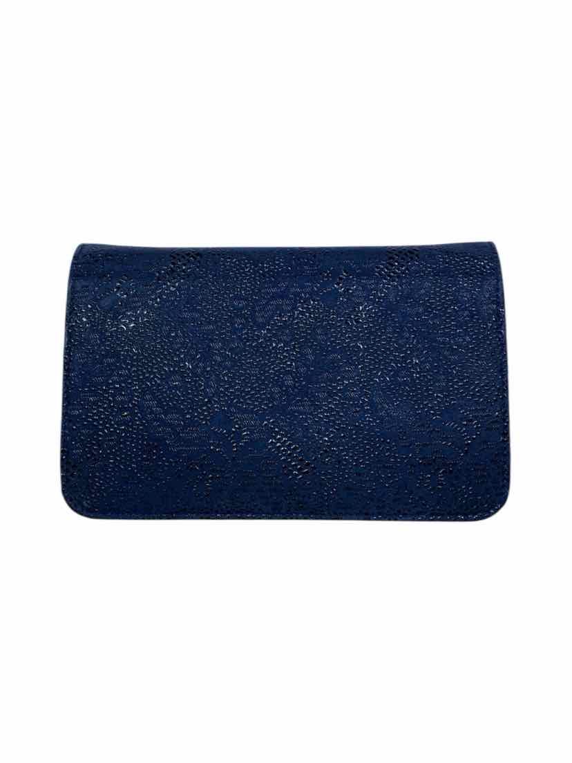 Chanel Lace Overlay Wallet on Chain - Image 3