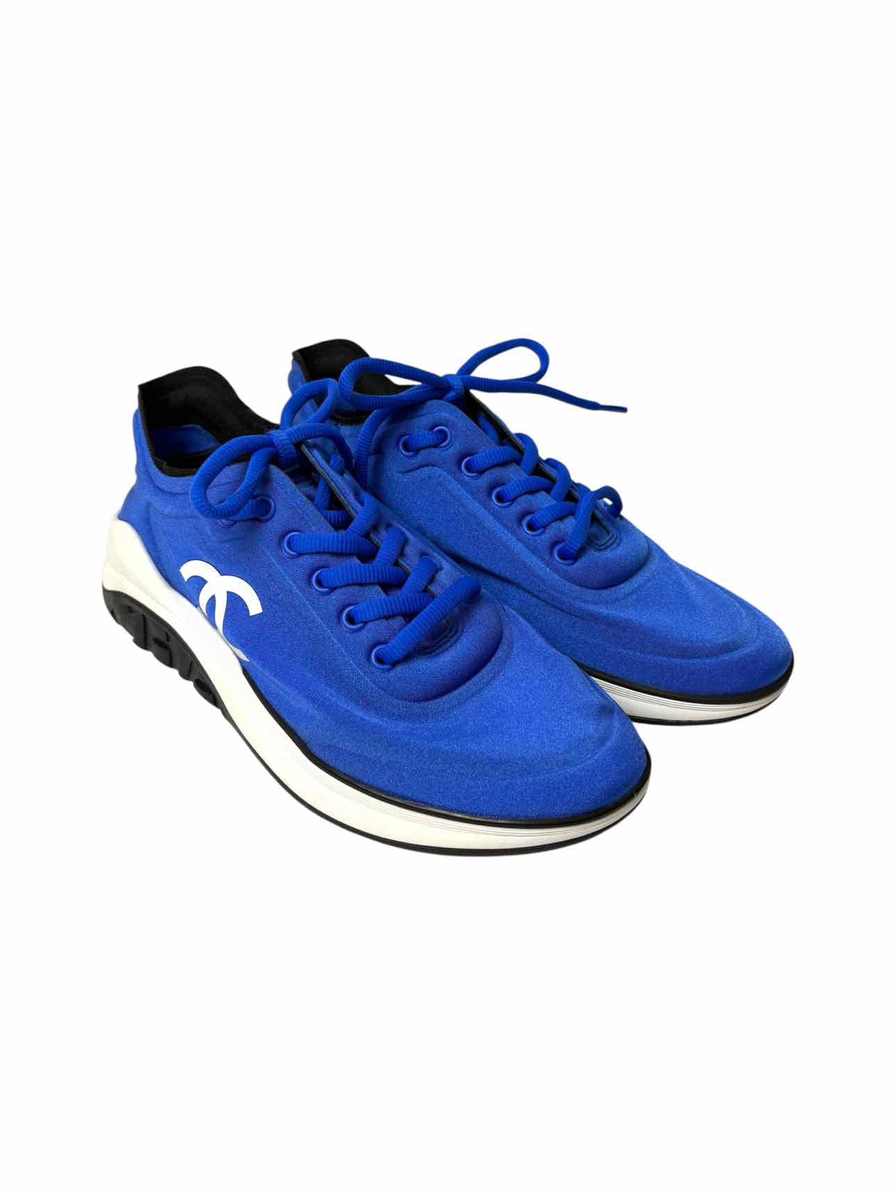 Chanel Lycra Logo Size 39 Sneaker - Image 2