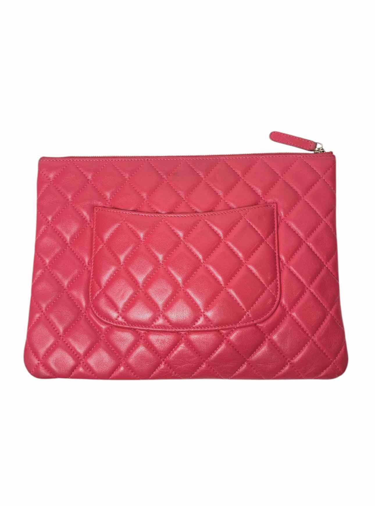 Chanel Quilted Lambskin O Case Clutch - Image 3