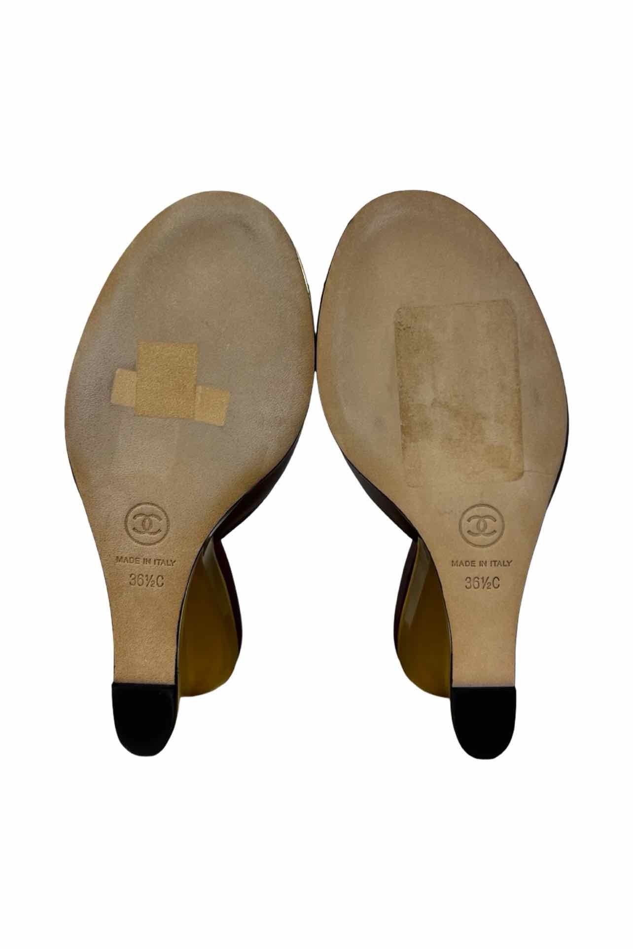 Chanel Size 36.5 2022 Lambskin Lucite CC Wedge Mules - Image 5