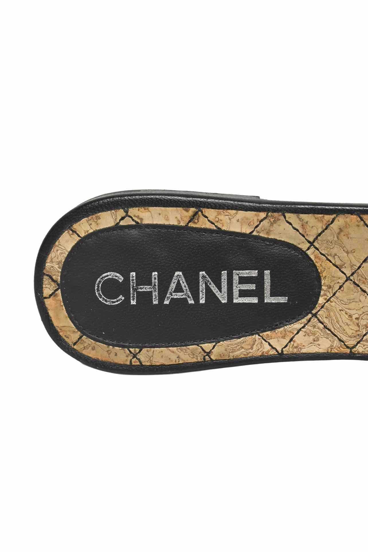 Chanel Size 36.5 Camellia Leather Sandals - Image 6