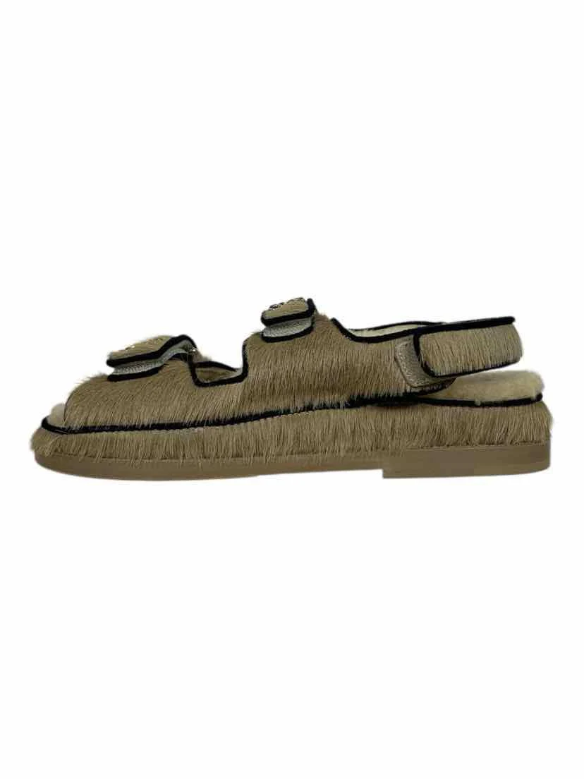 Chanel Size 36 Calf Hair Dad Flat Sandals - Image 3
