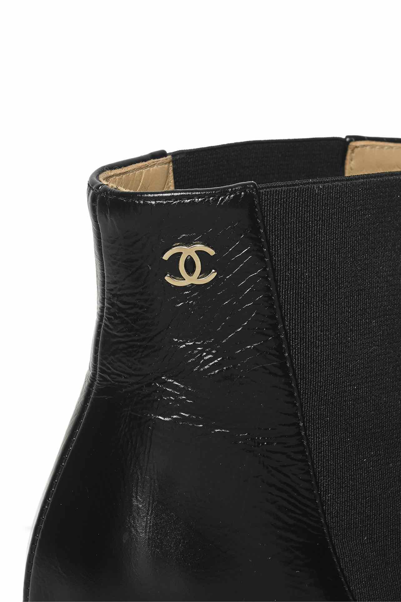 Chanel Size 36 Interlocking CC Soft Leather Chelsea Boots - Image 6