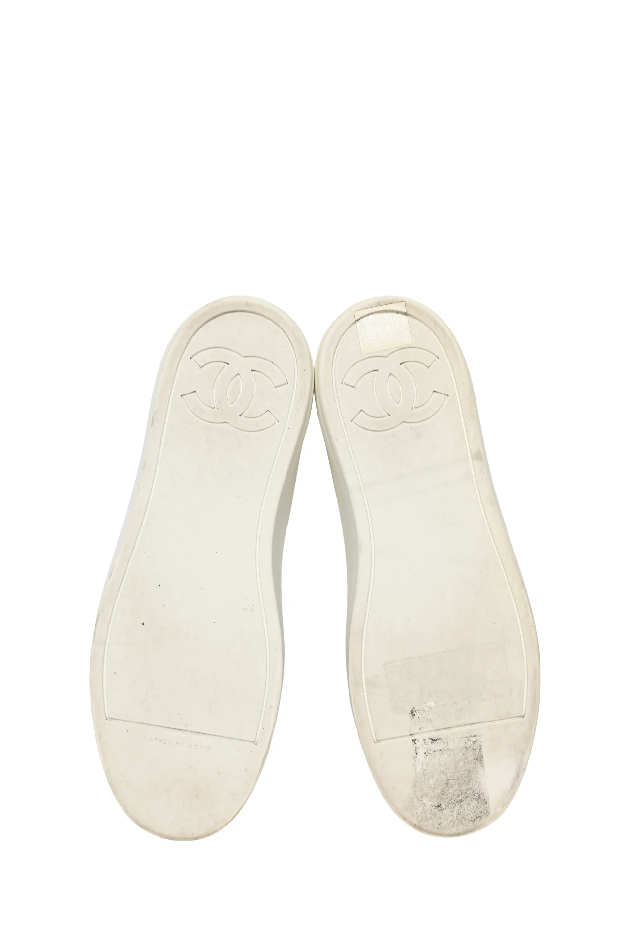 Chanel Size 37.5 CC Logo Velvet & Rubber Low Top Sneaker - Image 7