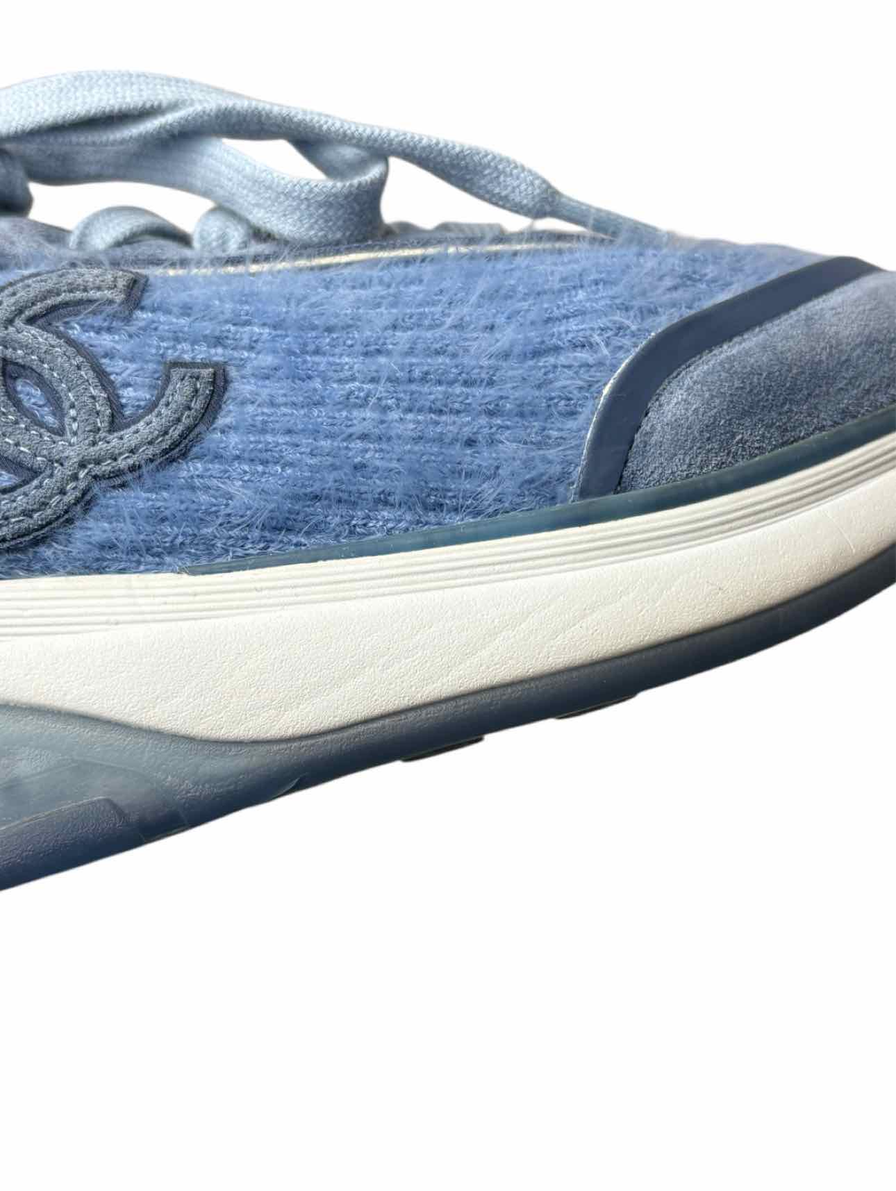 Chanel Size 37.5 Interlocking CC Logo Fabric & Suede Sneaker - Image 10