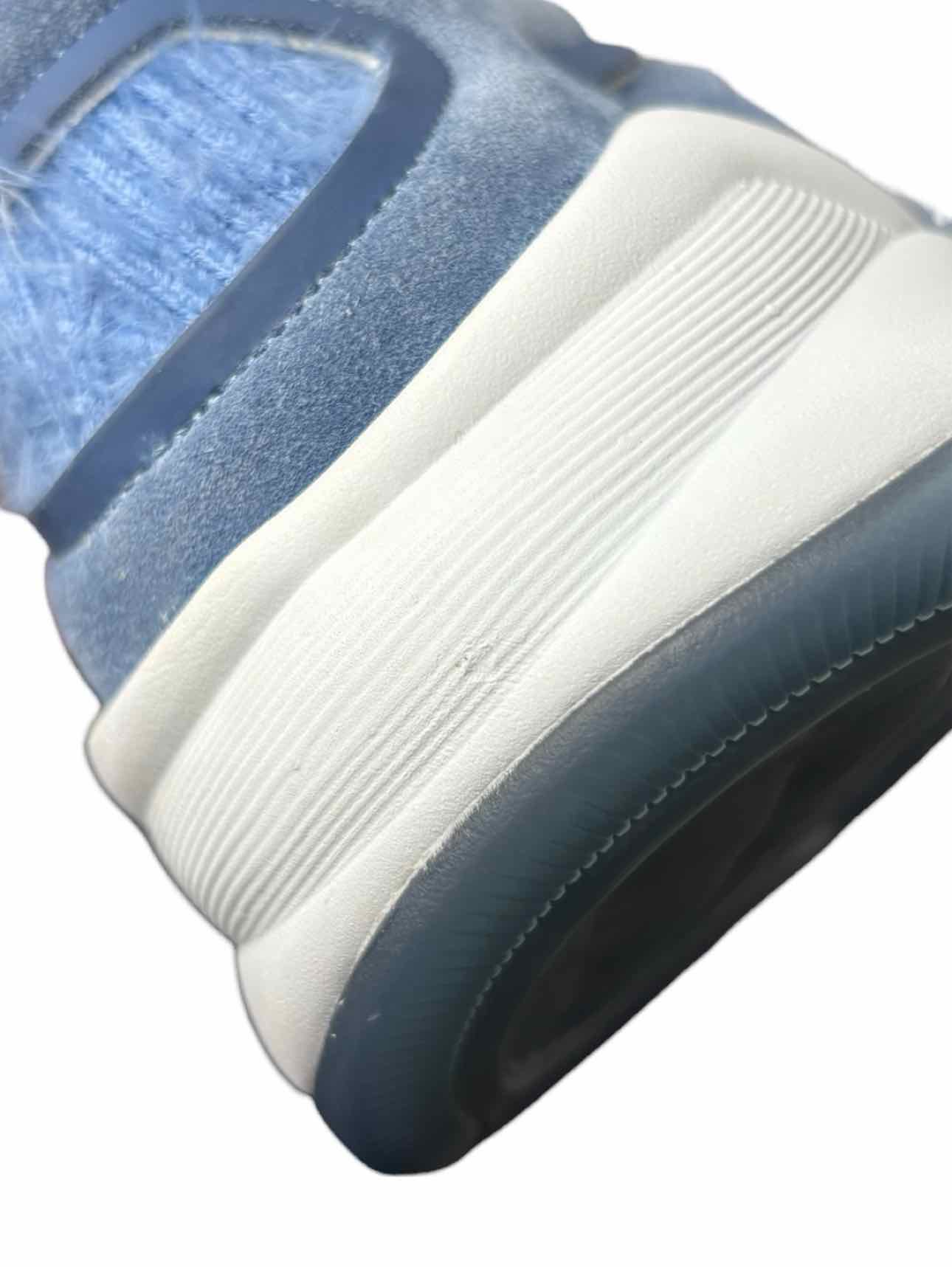 Chanel Size 37.5 Interlocking CC Logo Fabric & Suede Sneaker - Image 9