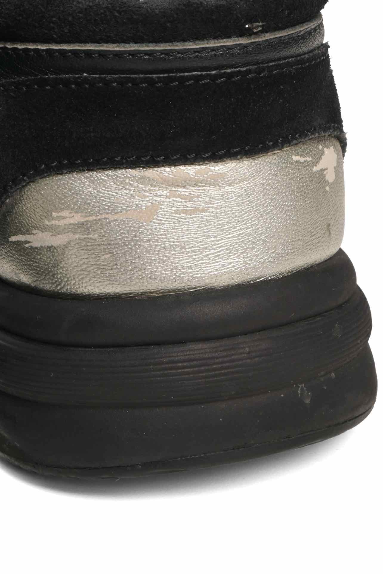 Chanel Size 37 Suede Velvet Lambskin CC Sneaker - Image 6